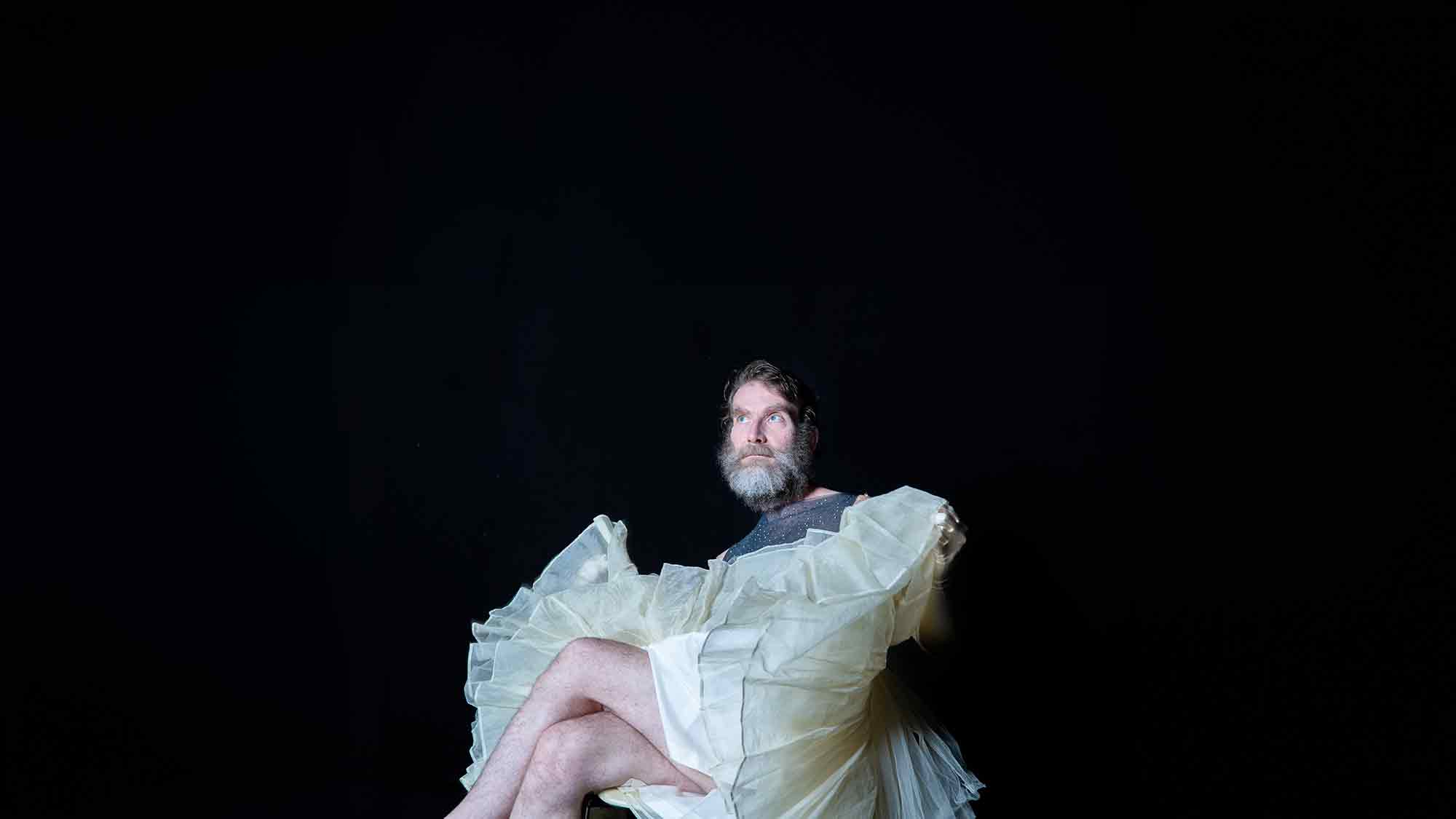Teo Otto Theater Remscheid: Komödie »Happy End (Keine Garantie)« von Felix Krakauer, 25. Mai 2025 Teo Otto Theater Remscheid: Komödie »Happy End (Keine Garantie)« von Felix Krakauer, 25. Mai 2025