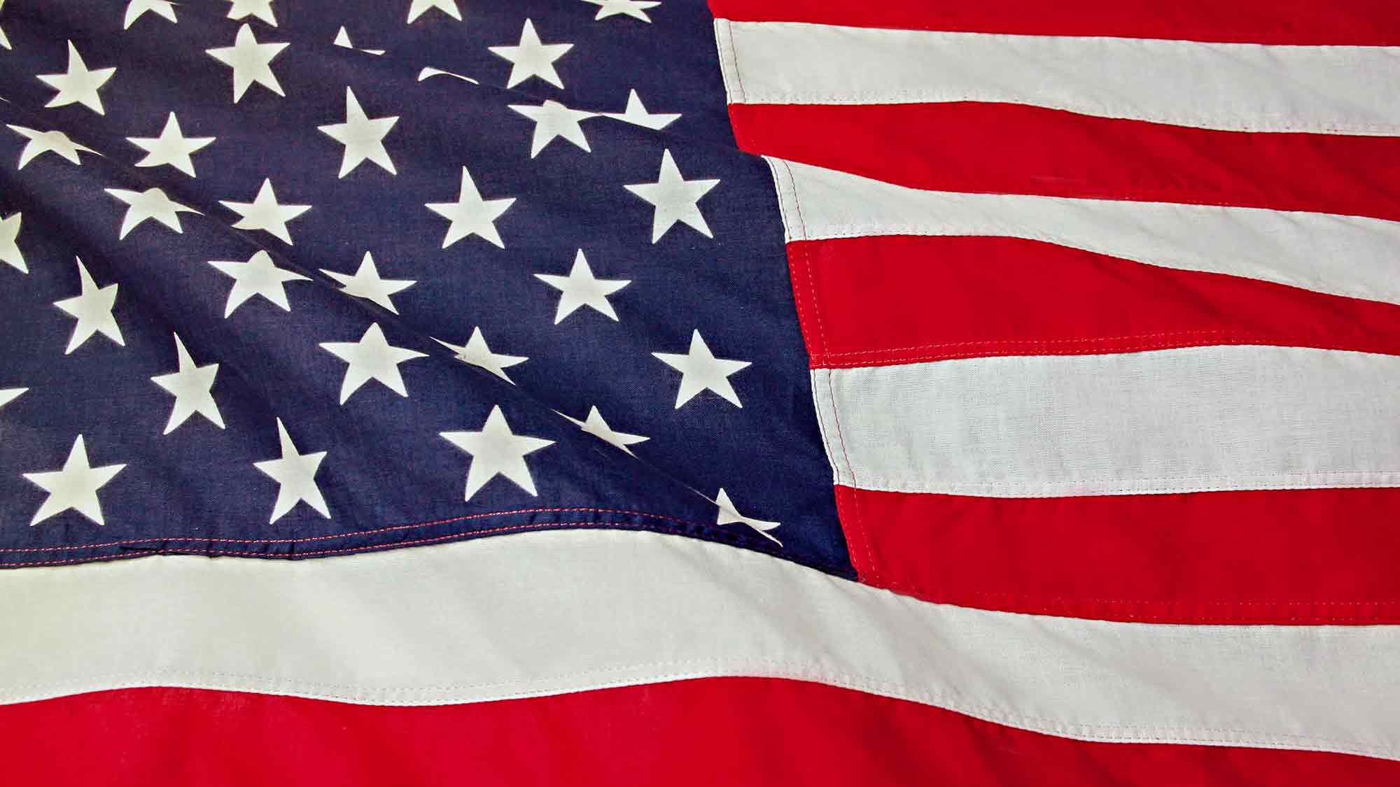 »Die Familienunternehmer« im Bergischen Land: »Brennpunkt USA – Partner oder Rivale?« Podiumsdiskussion mit dem Amerika Experten Dr. Andrew B. Denison »Die Familienunternehmer« im Bergischen Land: »Brennpunkt USA – Partner oder Rivale?« Podiumsdiskussion mit dem Amerika Experten Dr. Andrew B. Denison