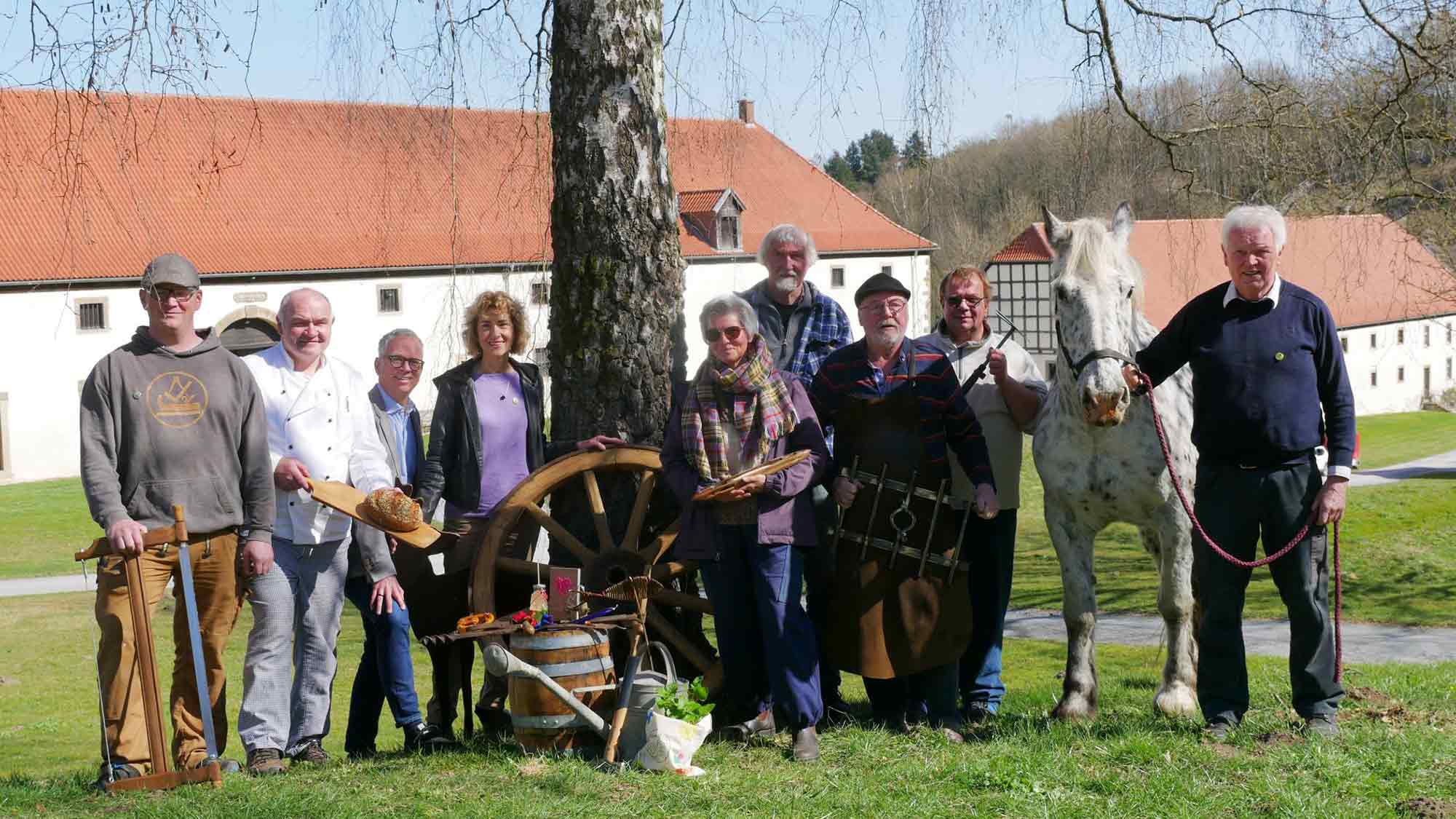 Historisches Handwerk zum Mitmachen: Familientag »Et labora!« im Kloster Dalheim mit Programm für Kinder und Erwachsene Historisches Handwerk zum Mitmachen: Familientag »Et labora!« im Kloster Dalheim mit Programm für Kinder und Erwachsene
