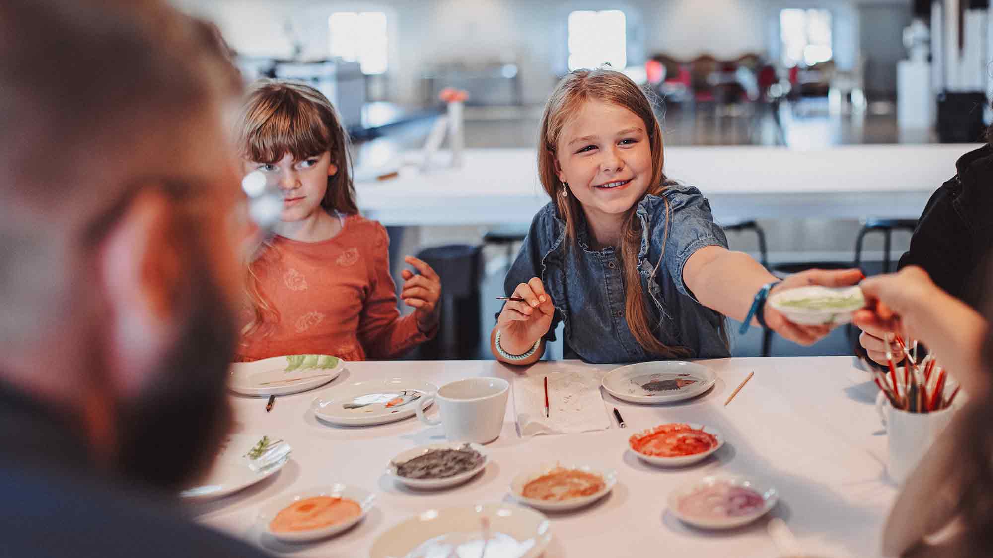 Familienausflug in den Osterferien 2025: Kreatives Ferienprogramm im Museum Schloss Fürstenberg Familienausflug in den Osterferien 2025: Kreatives Ferienprogramm im Museum Schloss Fürstenberg