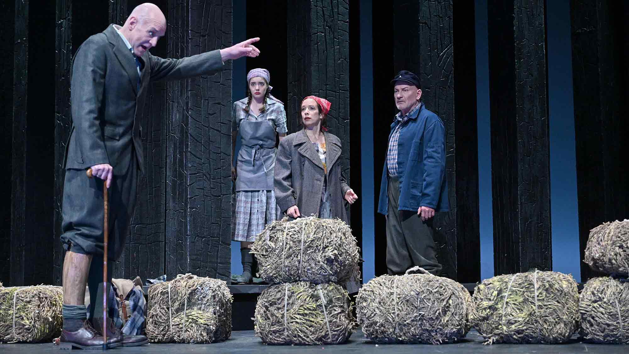 Theater Heilbronn: Lügen der Eltern zerreißen die Kindergeneration, &raquo;Eisenstein&laquo; von Christoph Nußbaumeder hat am 11. April 2025 im Großen Haus Premiere