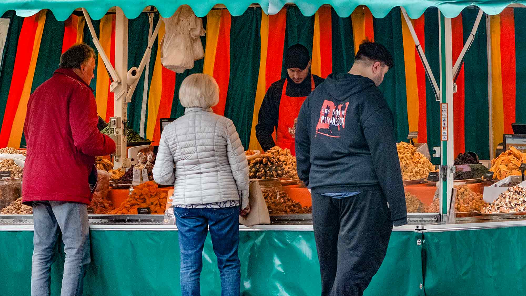 Edel Nuss: Genussvolle Vielfalt aus Gütersloh – Trockenfrüchte, Nüsse und mehr in Premiumqualität Edel Nuss: Genussvolle Vielfalt aus Gütersloh – Trockenfrüchte, Nüsse und mehr in Premiumqualität