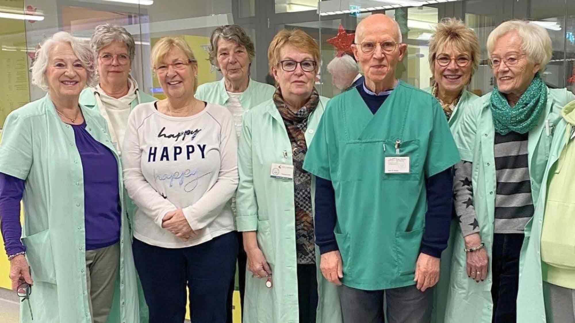 Klinikum Bielefeld: Grüne Damen und Herren suchen Unterstützung für Ehrenamt in Brackwede Klinikum Bielefeld: Grüne Damen und Herren suchen Unterstützung für Ehrenamt in Brackwede