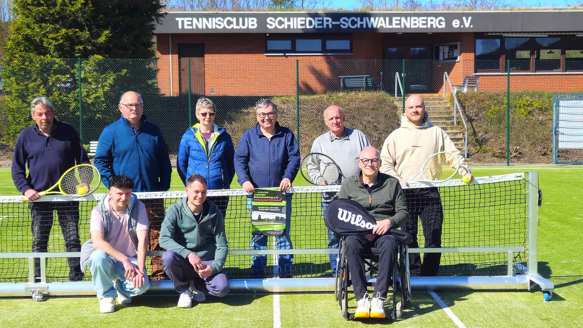 Vor 52 Jahren gegründeter Tennisclub Schieder Schwalenberg aus Dornröschenschlaf befreit Vor 52 Jahren gegründeter Tennisclub Schieder Schwalenberg aus Dornröschenschlaf befreit