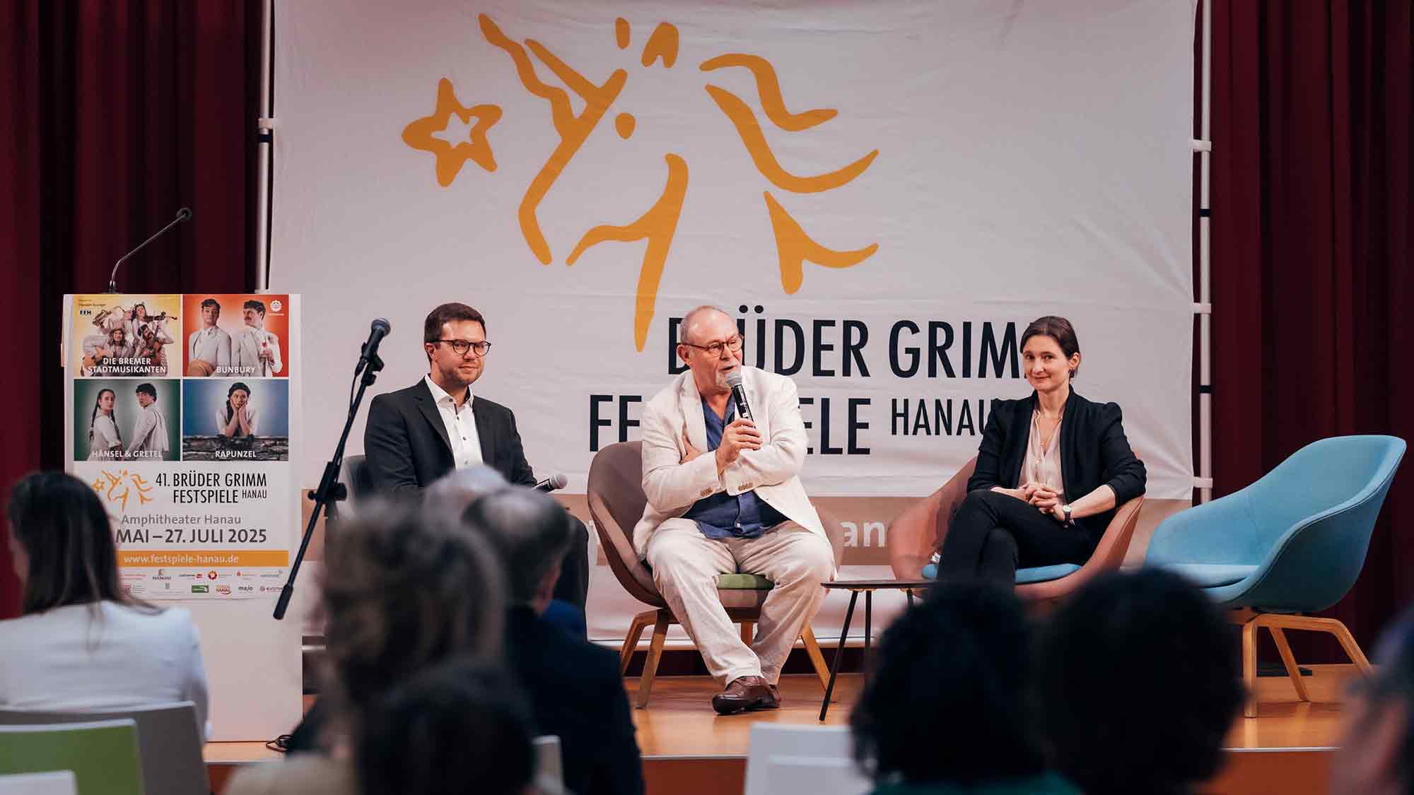 Hanau: Vorhang auf für einen Sommer voller Theater – Auftakt für die 41. Brüder Grimm Festspiele, 9. Mai bis 27. Juli 2025