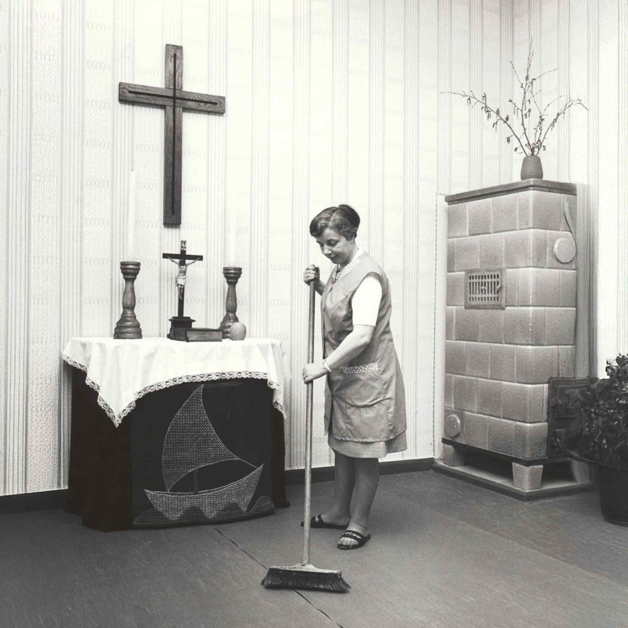 Kunstraum Elsa Bielefeld, neue Termine im Mai im Rahmen von »Wer die Kirche putzt«, 29. März bis 21. Mai 2025 Kunstraum Elsa Bielefeld, neue Termine im Mai im Rahmen von »Wer die Kirche putzt«, 29. März bis 21. Mai 2025