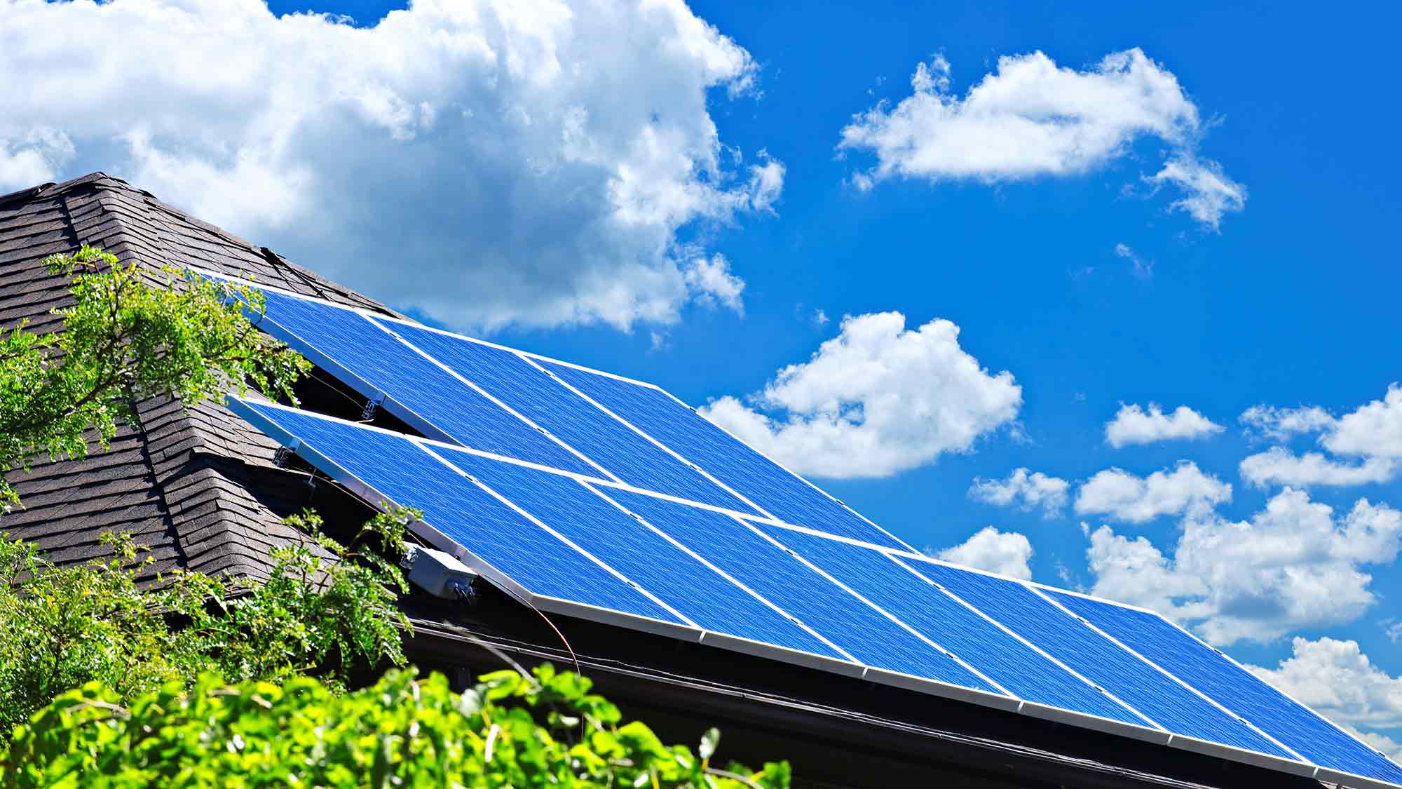 Verbraucherzentrale Nordrhein Westfalen: Irrtümer beim Einsatz von Photovoltaik Anlagen Verbraucherzentrale Nordrhein Westfalen: Irrtümer beim Einsatz von Photovoltaik Anlagen