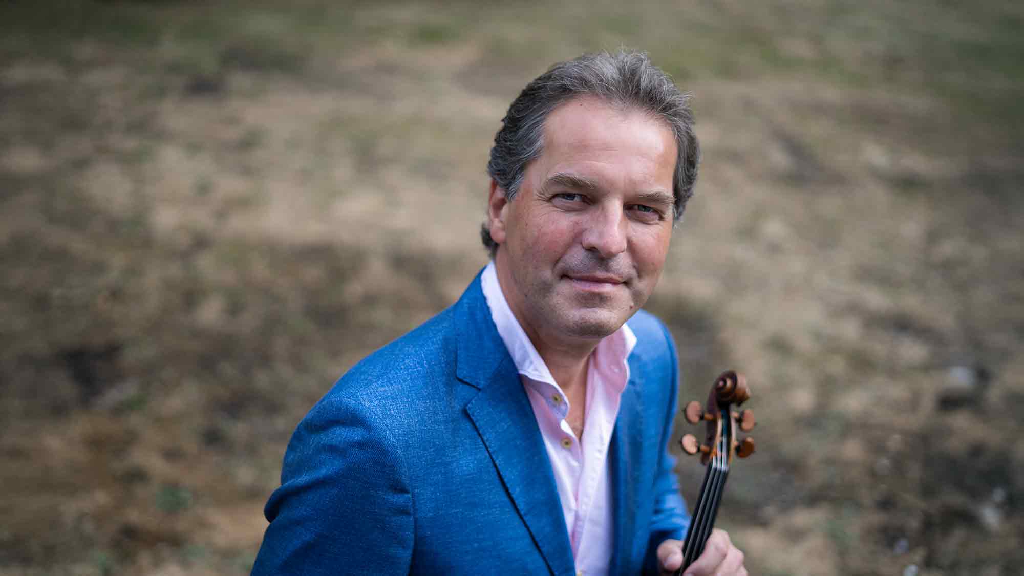 Stadttheater Bremerhaven: &raquo;Licht und Schatten&laquo; im 7. Sinfoniekonzert, 12. Mai 2025, 13. Mai 2025, 15. Mai 2025