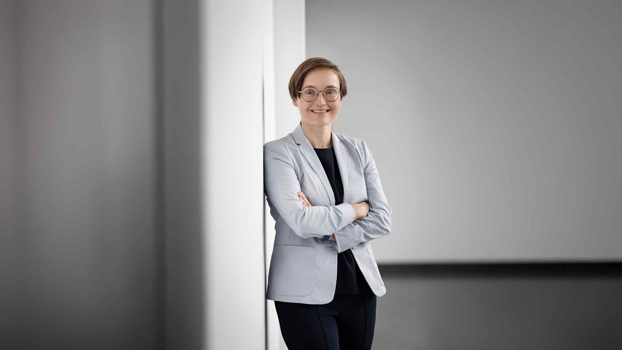 Forscherin der Universität Paderborn in Nordrhein Westfälische Akademie der Wissenschaften und der Künste aufgenommen Forscherin der Universität Paderborn in Nordrhein Westfälische Akademie der Wissenschaften und der Künste aufgenommen