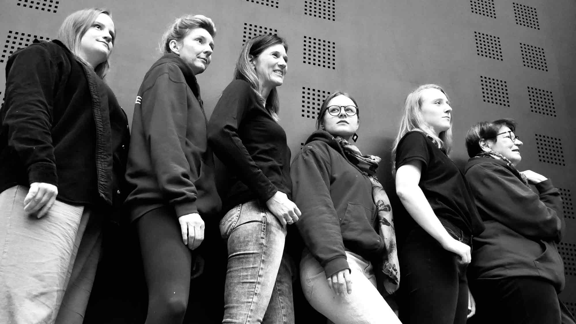 »Top Girls«, das neue Stück der Bürgerbühne Gütersloh, Studiobühne Theater Gütersloh, Juli 2025 »Top Girls«, das neue Stück der Bürgerbühne Gütersloh, Studiobühne Theater Gütersloh, Juli 2025