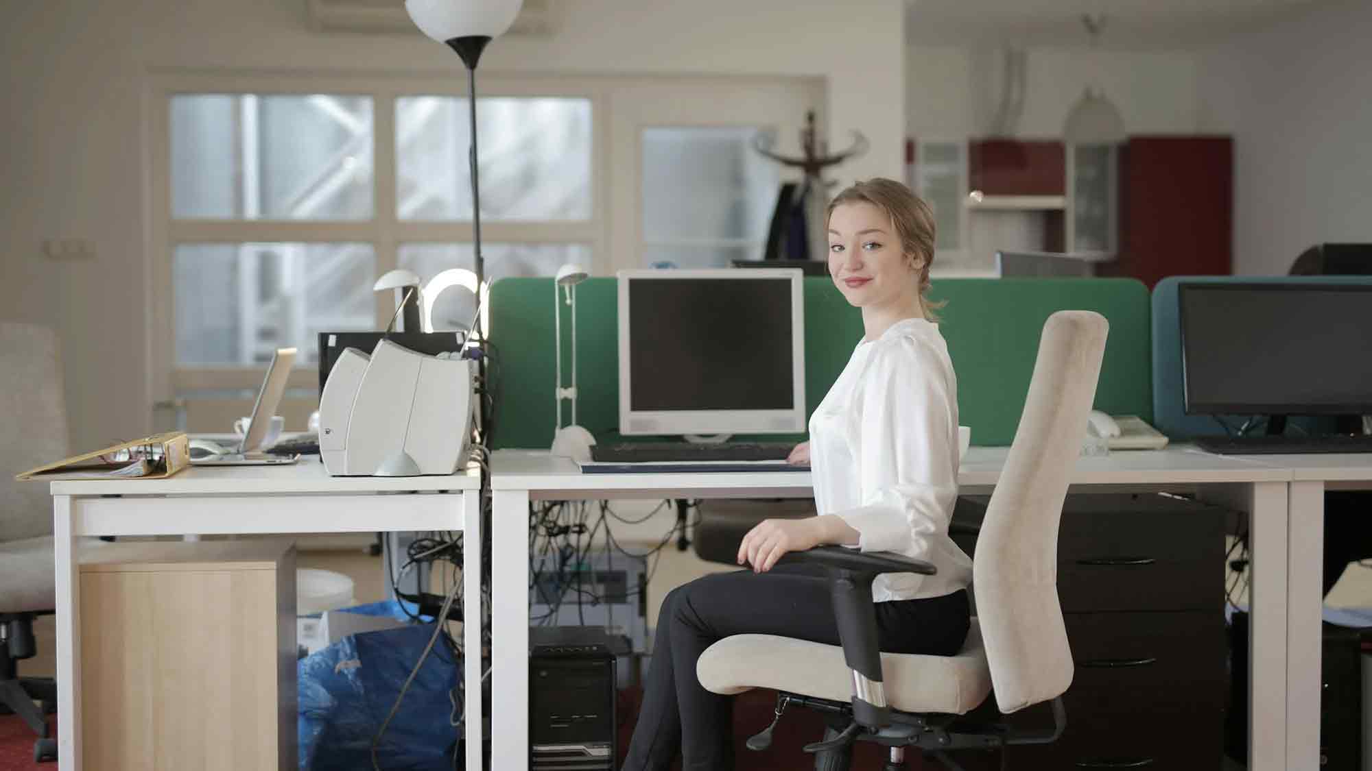 Das neue Matriarchat: Frauen als unsichtbare Macht in Unternehmen und Institutionen – der Miss Moneypenny Effekt