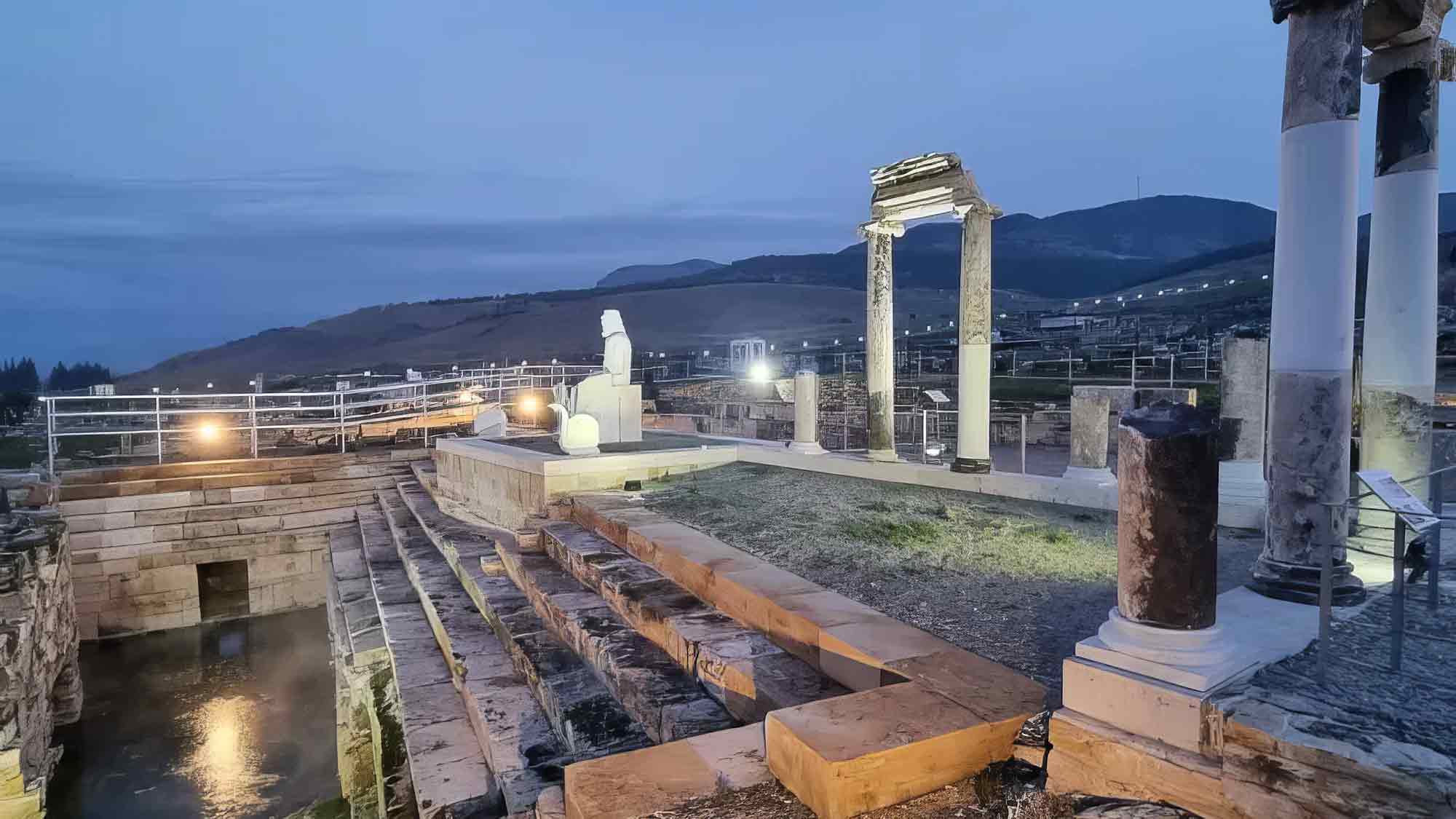27 historische Stätten im Reiseland Türkiye werden für nächtliche Besuche geöffnet