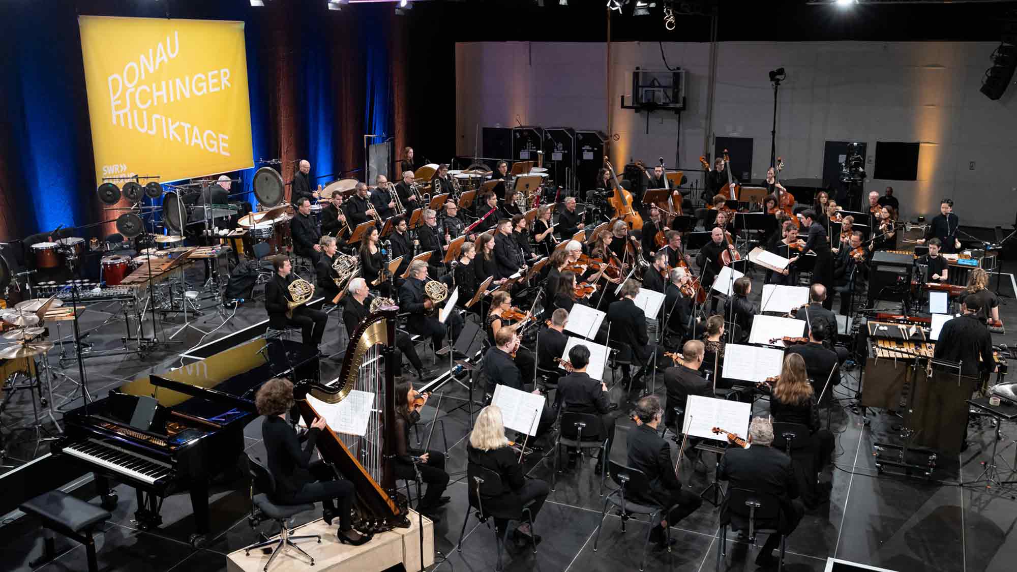 SWR: Donaueschinger Musiktage 2025 unter dem Titel »Voices Unbound«, 16. bis 19. Oktober 2025 SWR: Donaueschinger Musiktage 2025 unter dem Titel »Voices Unbound«, 16. bis 19. Oktober 2025