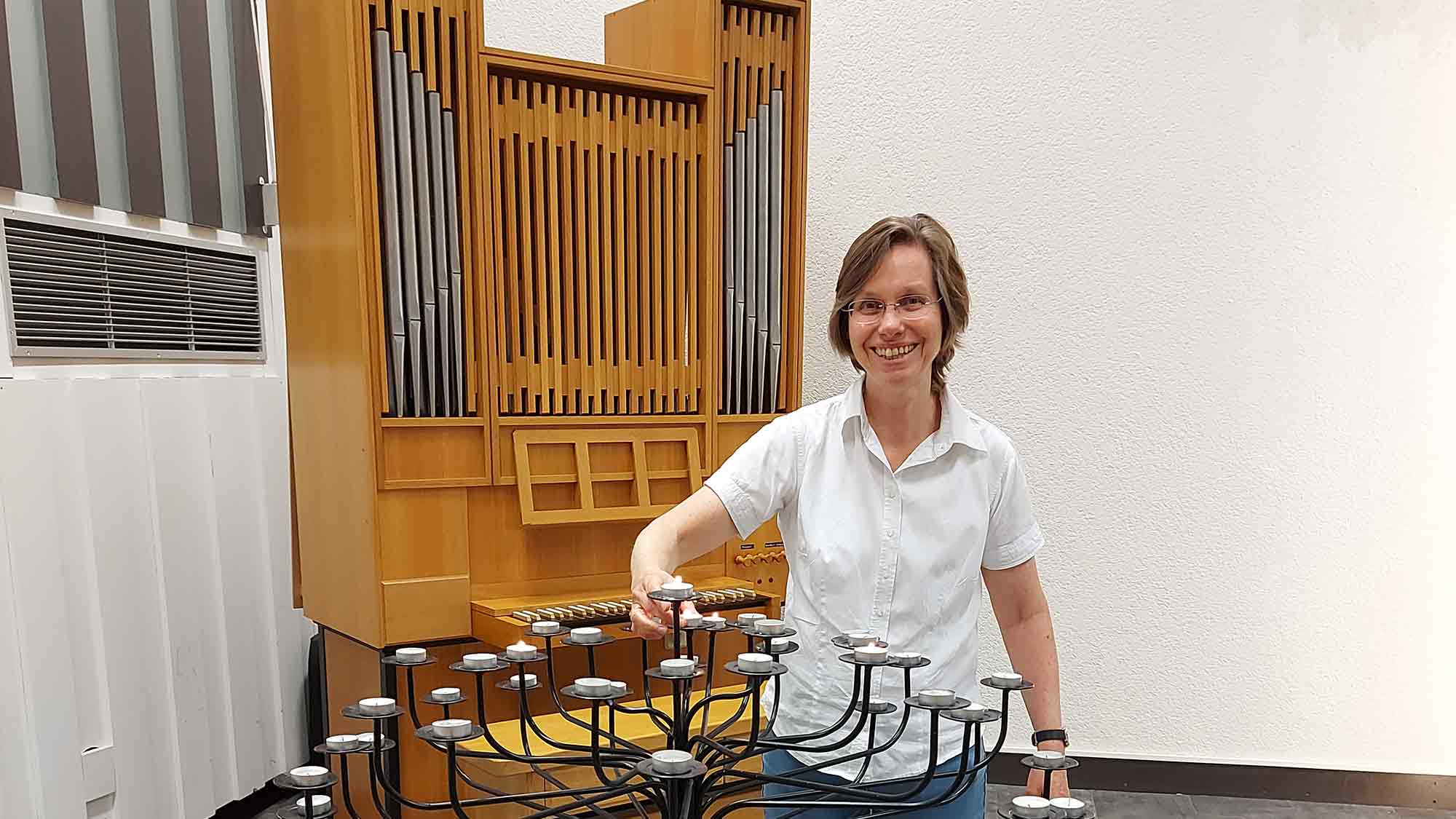 Evangelischer Kirchenkreis Gütersloh: Mit weitem Herzen im engen Raum – Pfarrerin Elisabeth Biermann in den Ruhestand verabschiedet
