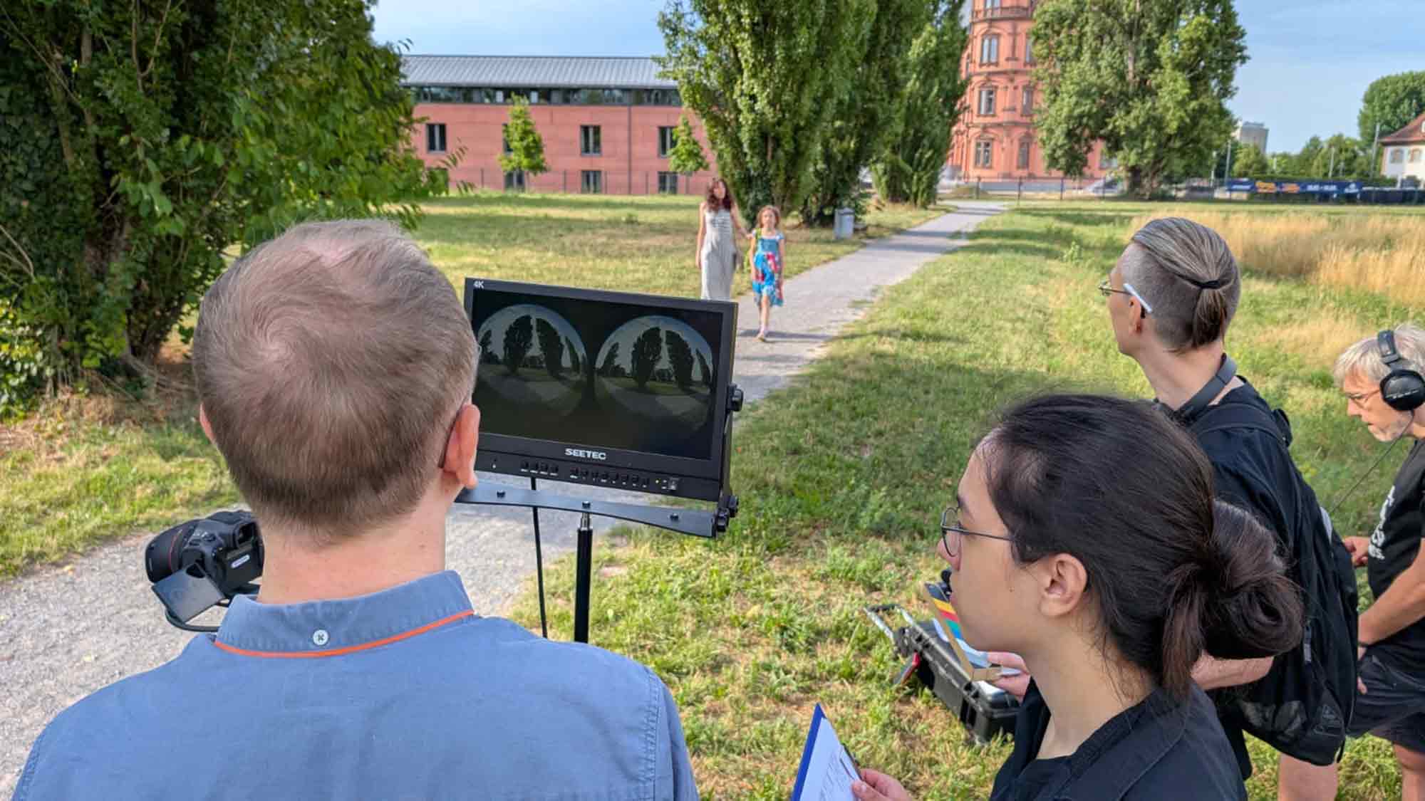 Filmboard Karlsruhe: Dreharbeiten zum VR Film »Hans im Glück« erfolgreich abgeschlossen Filmboard Karlsruhe: Dreharbeiten zum VR Film »Hans im Glück« erfolgreich abgeschlossen