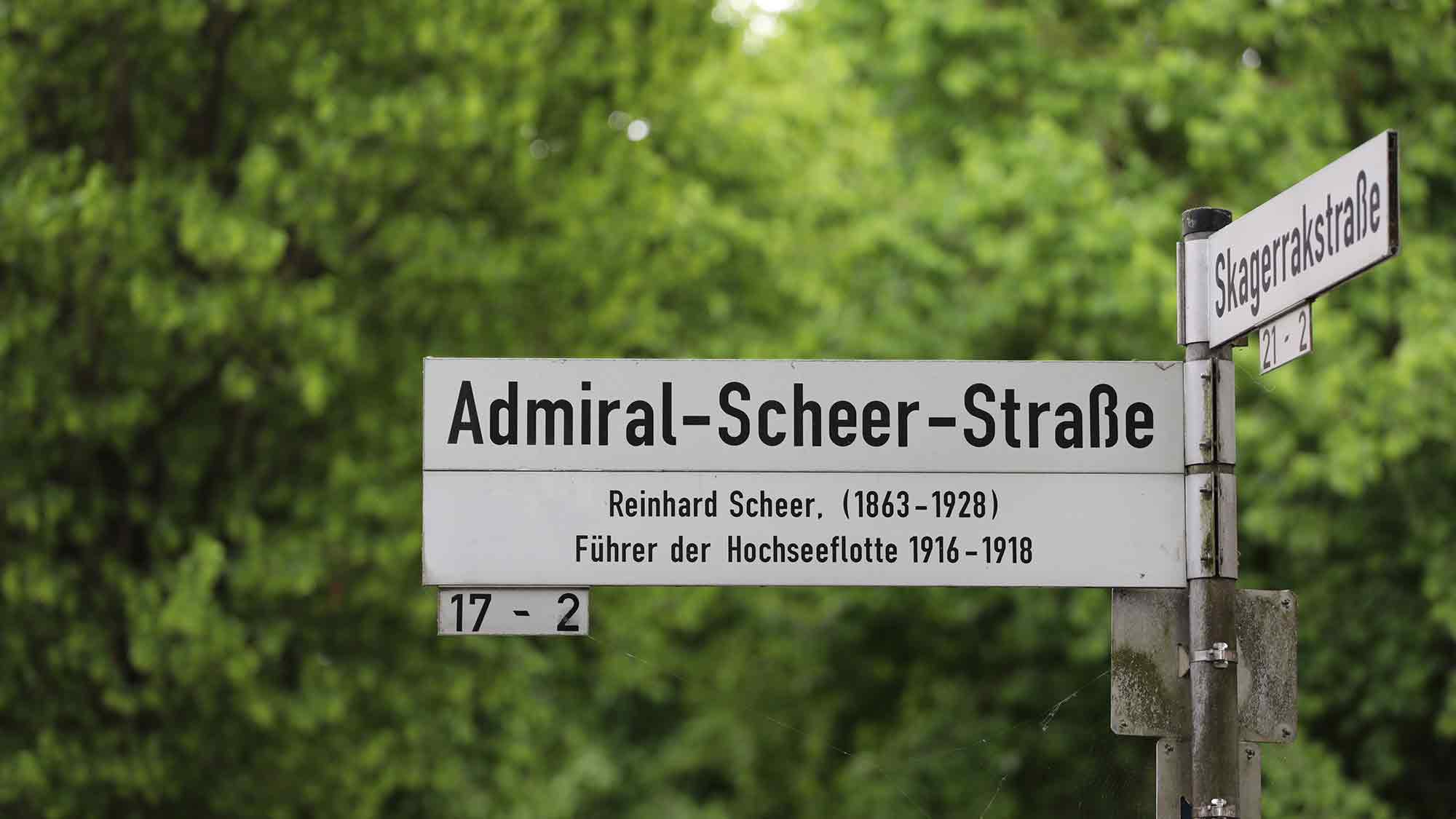 Münster nimmt Bürgerbegehren für Erhalt von Straßennamen entgegen Münster nimmt Bürgerbegehren für Erhalt von Straßennamen entgegen