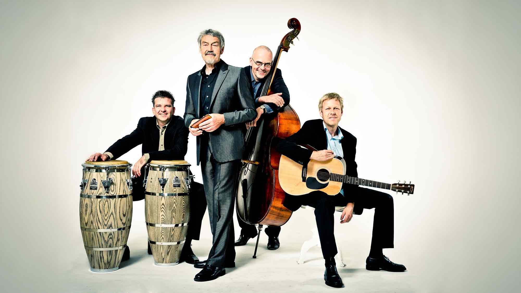 Konzertreihe »Trompetenbaum und Geigenfeige«: »Matt Walsh Acoustic Quartet« auf dem Rittergut Haus Heerfeld in Wadersloh, 31. August 2025 Konzertreihe »Trompetenbaum und Geigenfeige«: »Matt Walsh Acoustic Quartet« auf dem Rittergut Haus Heerfeld in Wadersloh, 31. August 2025