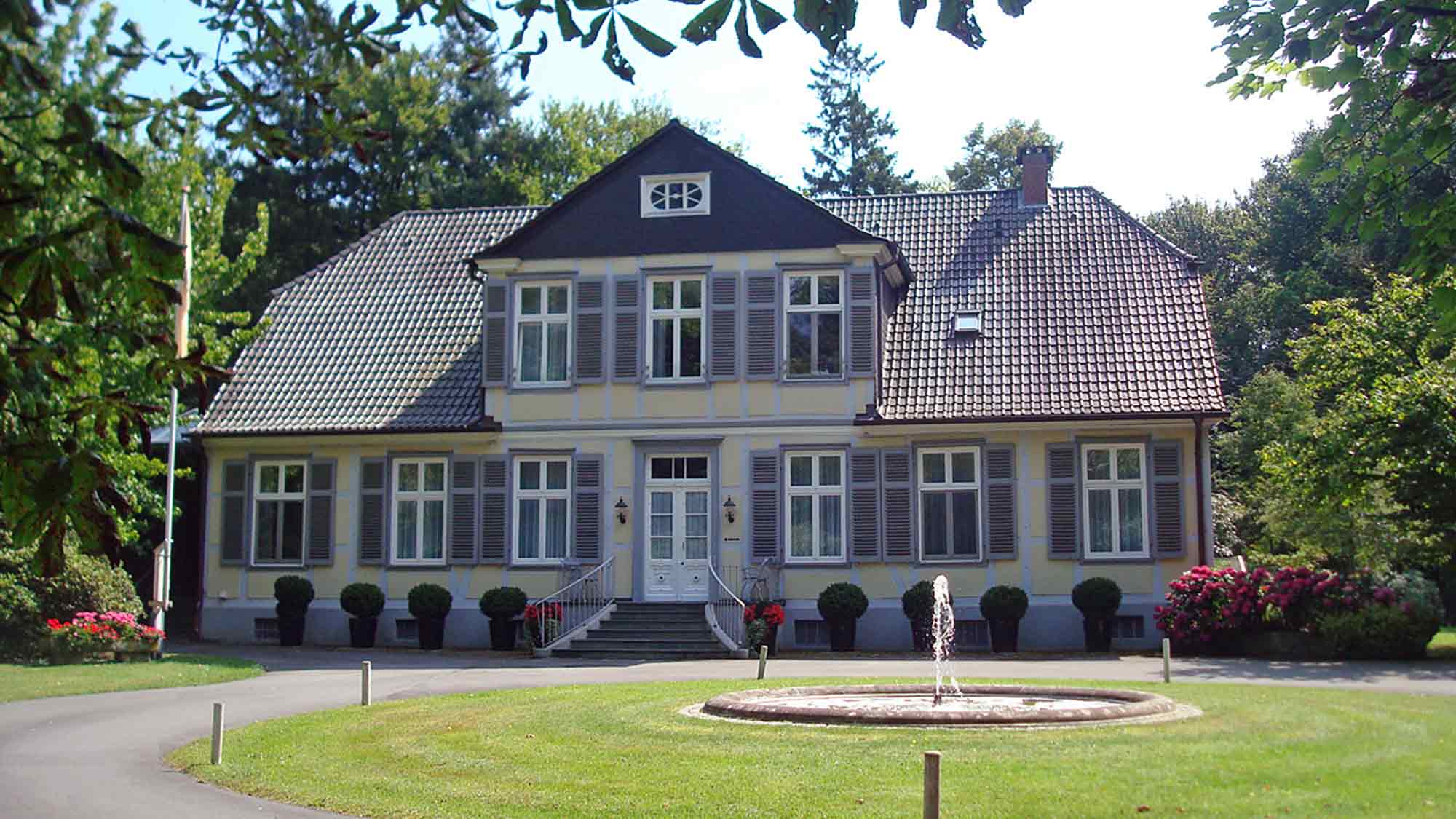 ADFC Gütersloh: außergewöhnliche Stadtführung mit dem Rad – auf den Spuren der Meierhöfe in Gütersloh ADFC Gütersloh: außergewöhnliche Stadtführung mit dem Rad – auf den Spuren der Meierhöfe in Gütersloh
