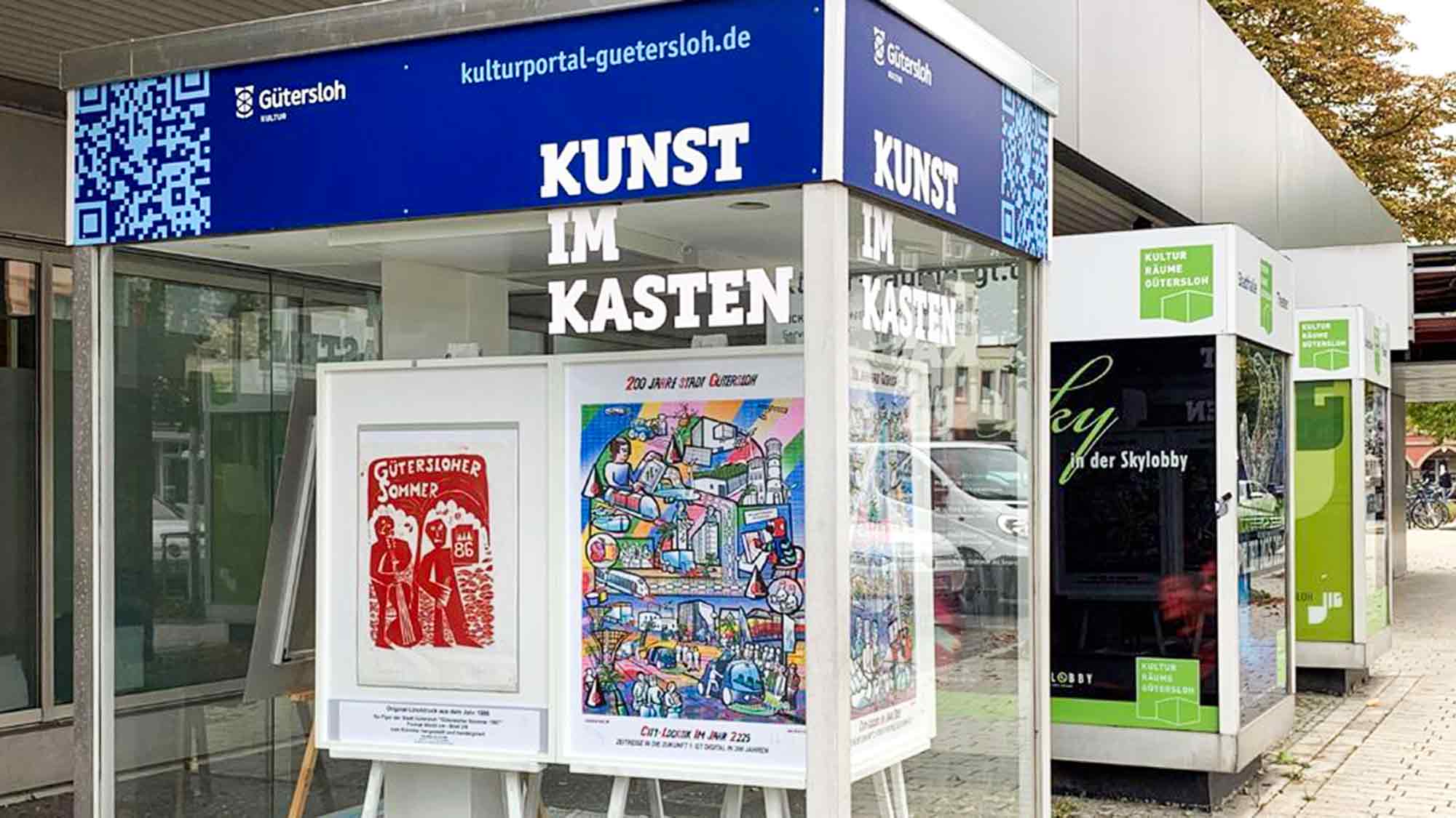 &raquo;Kunst im Kasten&laquo;: Rolf Armbruster zeigt Stadtvisionen in der Vitrine neben dem Rathaus Gütersloh