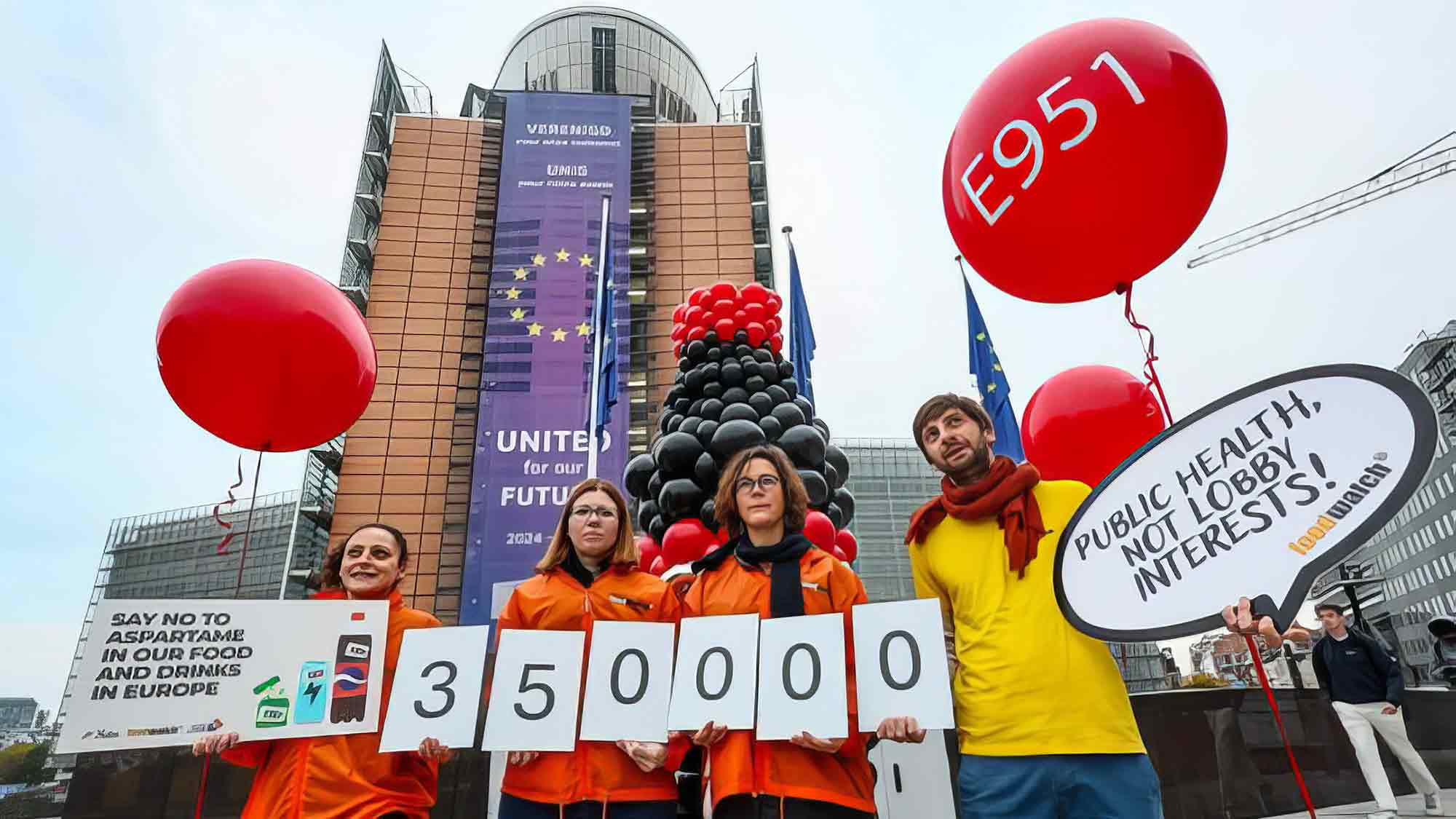 Mehr als 350.000 Menschen fordern Aspartam Verbot – symbolische Unterschriftenübergabe an EU Kommission Mehr als 350.000 Menschen fordern Aspartam Verbot – symbolische Unterschriftenübergabe an EU Kommission