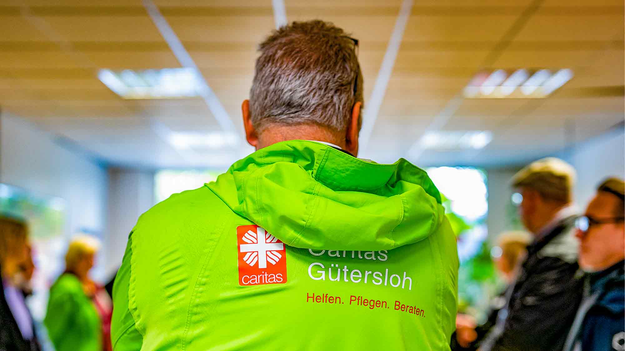 Armut sichtbar machen – Radtour der Gütersloher Armutskonferenz am Internationalen Tag für die Beseitigung der Armut