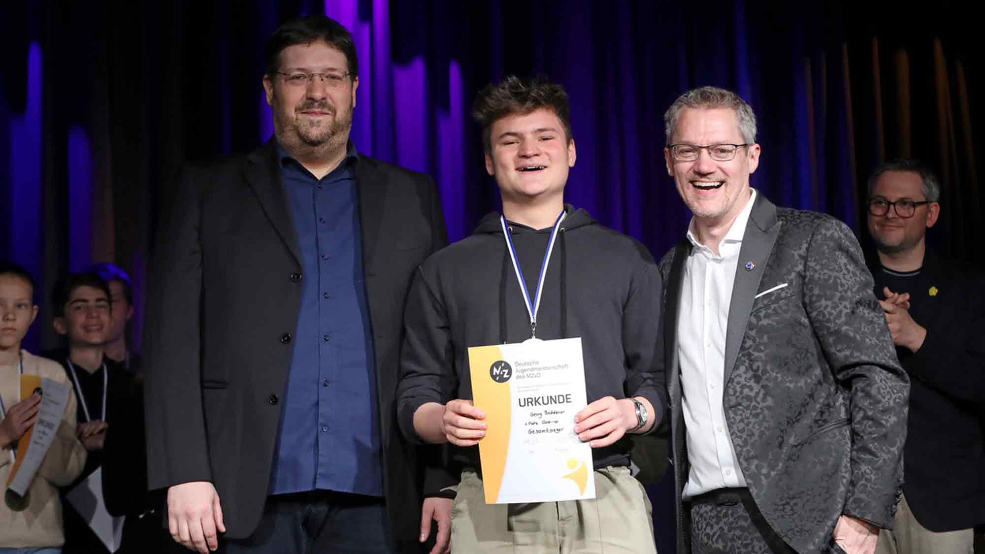 Magischer Zirkel von Deutschland (MZVD): Georg Böddener (16 Jahre) aus Leipzig ist Deutscher Jugendmeister im Zaubern 2025