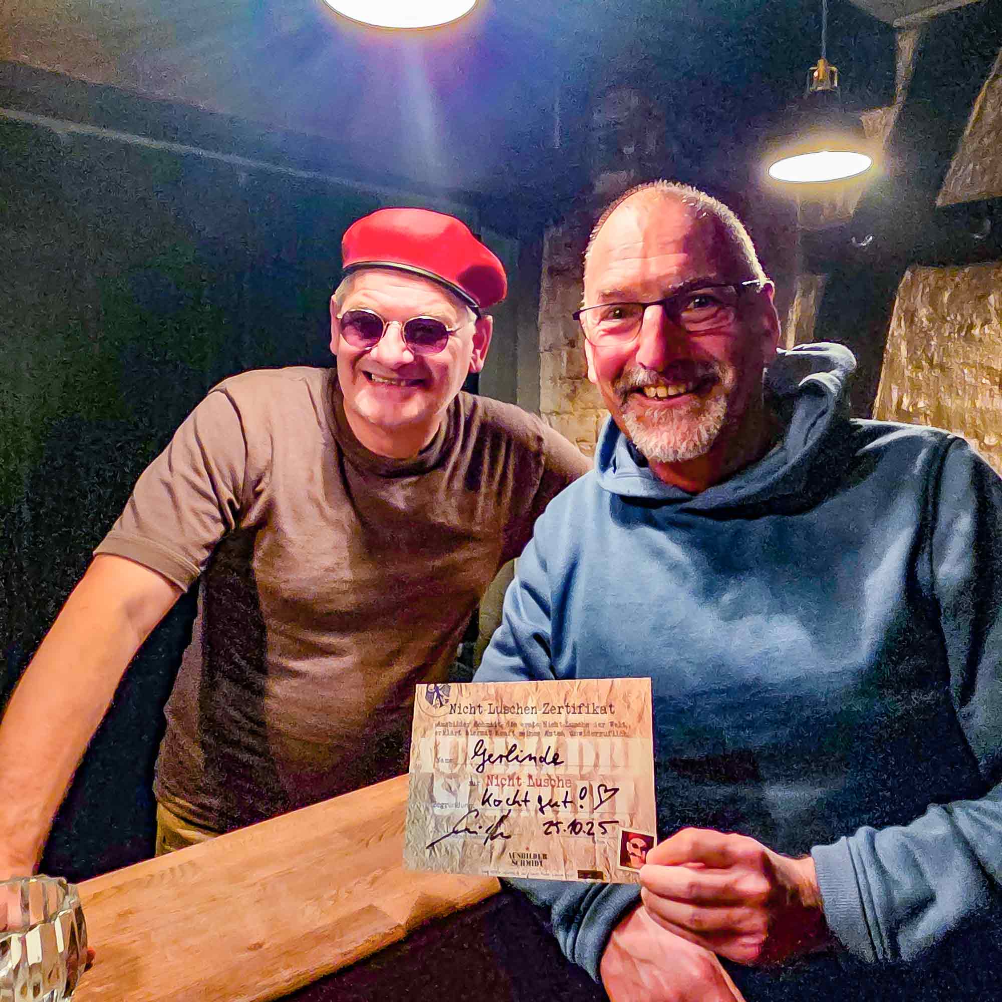 Brands Kultur Check: Ausbilder Schmidt mit &raquo;Unkraut vergeht nicht – 25 Jahre Anschiss&laquo; im Zweischlingen Bielefeld