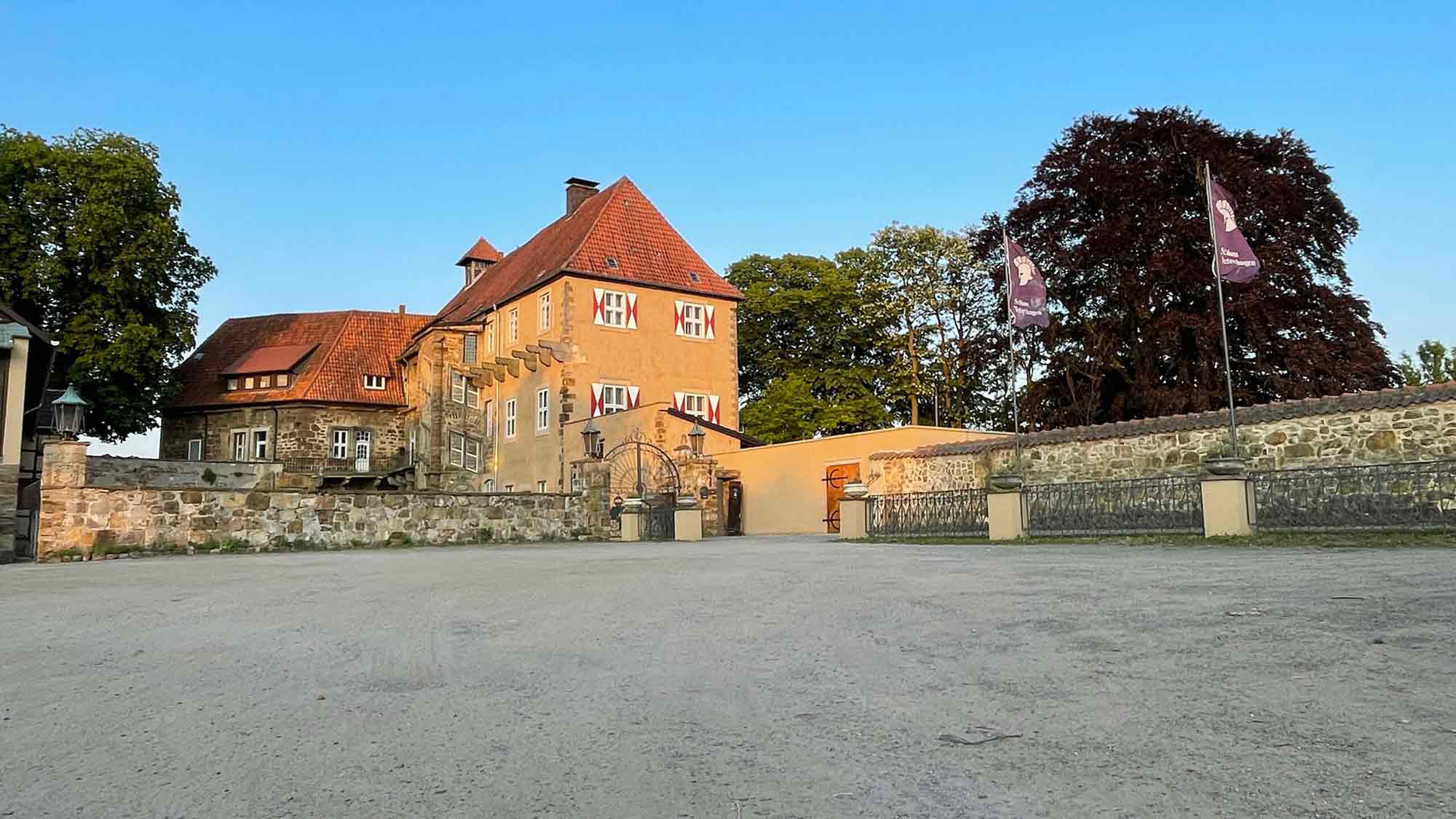 Weihnachtsmarkt auf Schloss Petershagen jetzt 2 Tage, 29. und 30. November 2025 Weihnachtsmarkt auf Schloss Petershagen jetzt 2 Tage, 29. und 30. November 2025