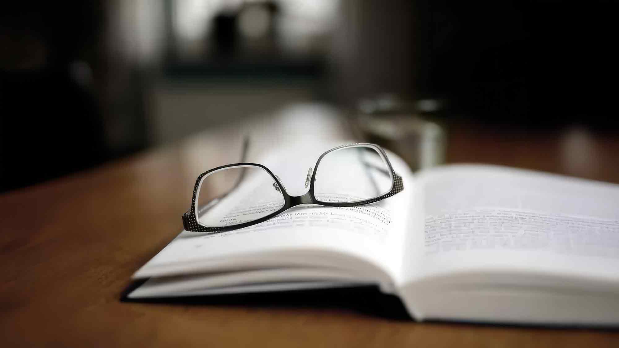 Autoren, Verlage, Literatur in Gütersloh, im Kreis Gütersloh und in der Region Ostwestfalen Lippe (OWL) Autoren, Verlage, Literatur in Gütersloh, im Kreis Gütersloh und in der Region Ostwestfalen Lippe (OWL)