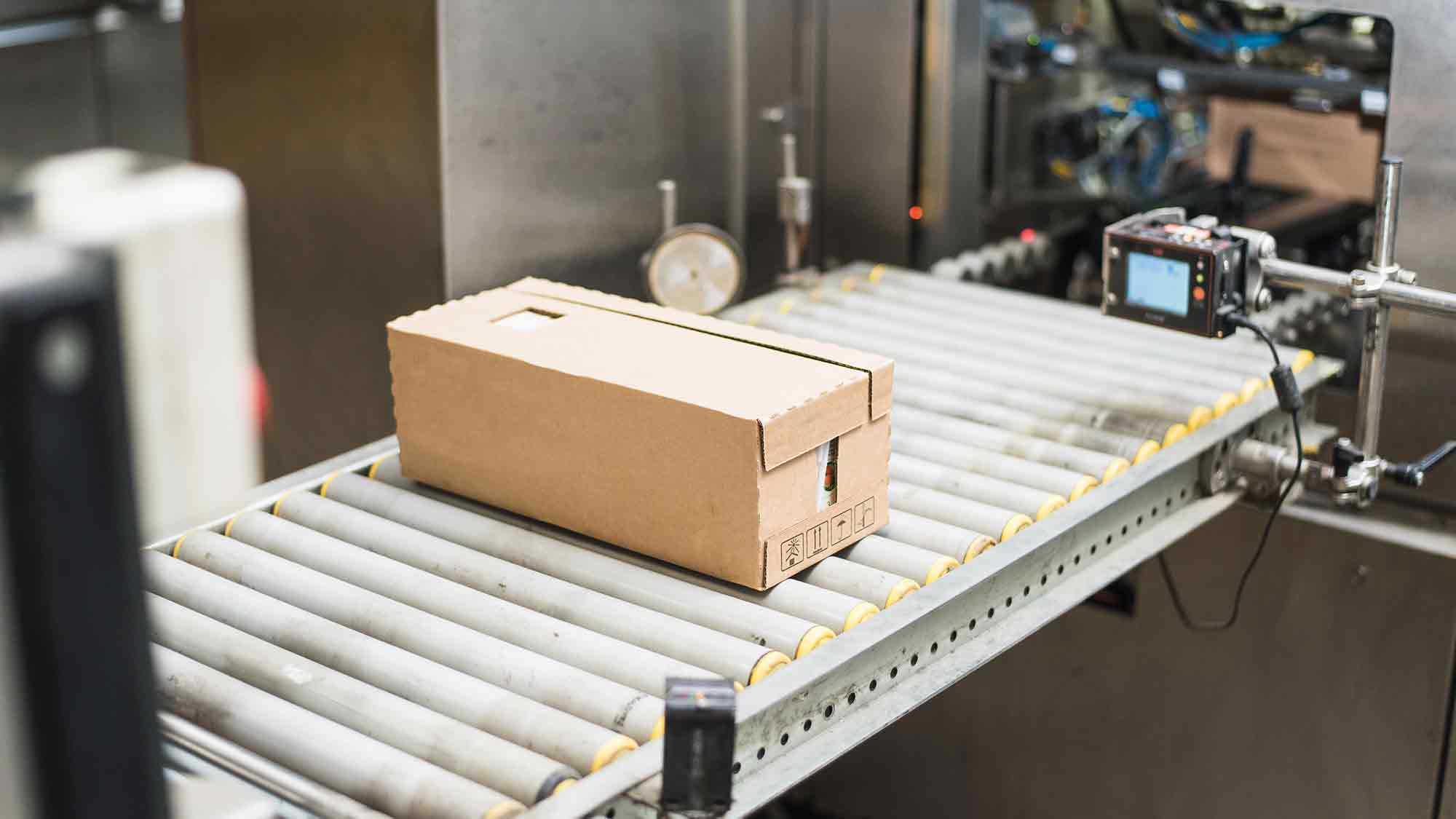 Wie Sie die Produktverpackung organisieren, um bei Export und Verkaufsaktionen Schritt zu halten Wie Sie die Produktverpackung organisieren, um bei Export und Verkaufsaktionen Schritt zu halten