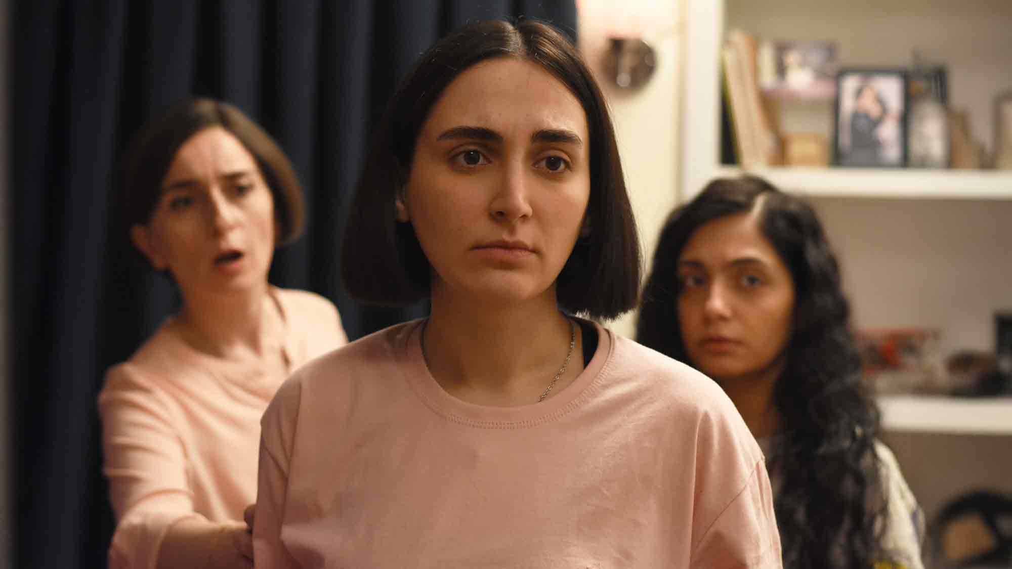 Gütersloh: »Kirchen + Kino. Der Filmtipp«, »Die Saat des heiligen Feigenbaums« im Bambikino, 10. Januar 2026 Gütersloh: »Kirchen + Kino. Der Filmtipp«, »Die Saat des heiligen Feigenbaums« im Bambikino, 10. Januar 2026