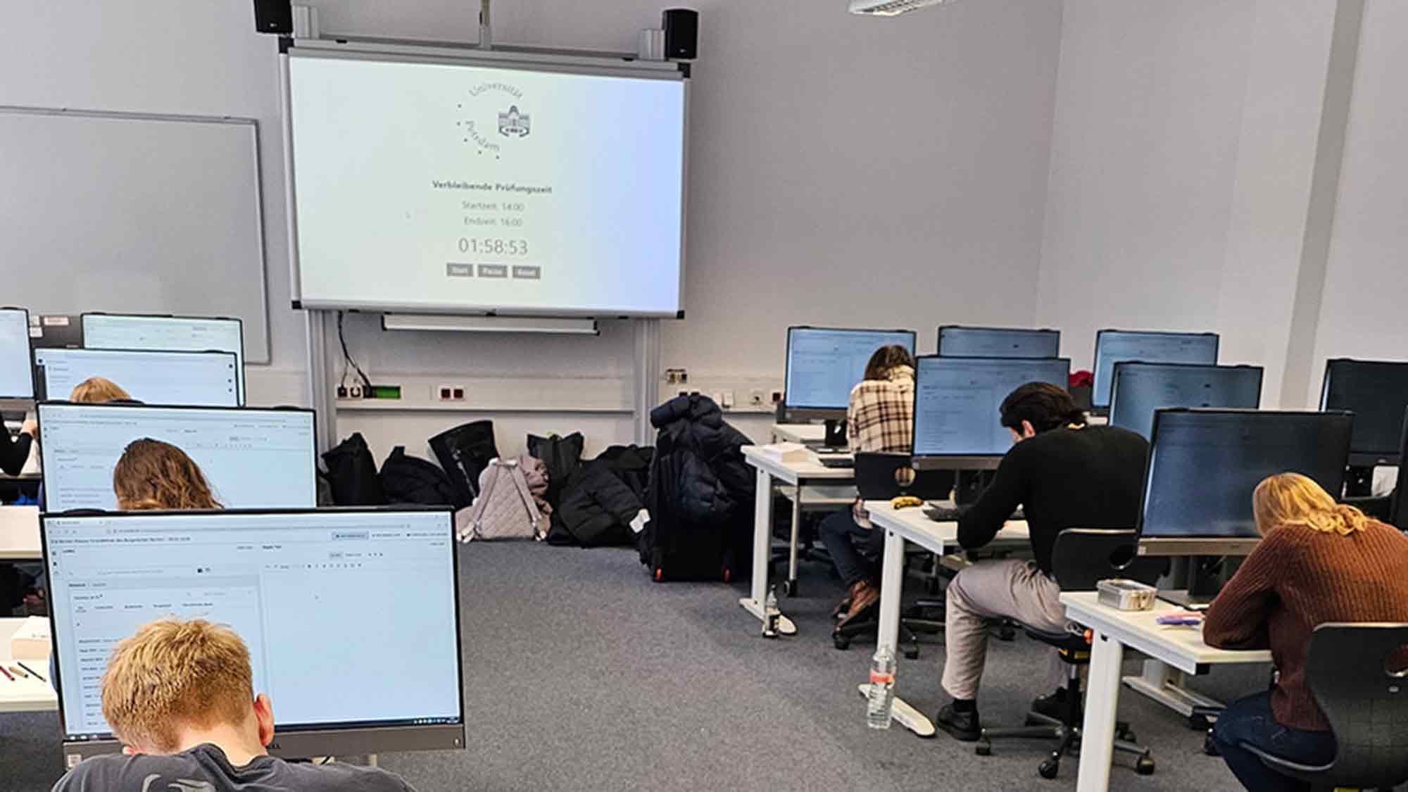 Jurastudium mit KI – erste digitale Prüfung an der Juristischen Fakultät der Universität Potsdam