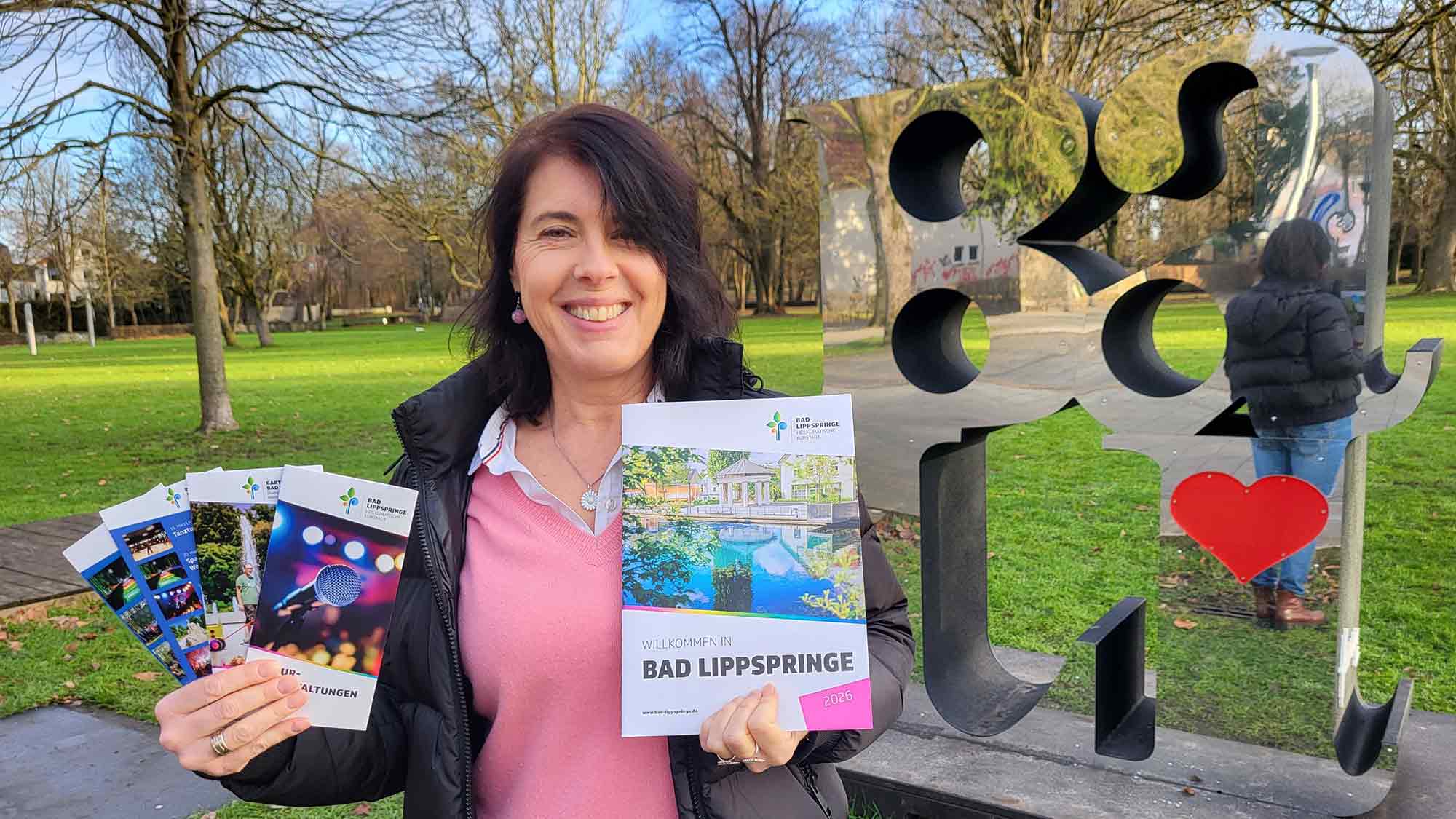 Neue Broschüren und Flyer: Stadt und Tourist Info Bad Lippspringe starten in die Urlaubssaison und Freizeitsaison 2026 Neue Broschüren und Flyer: Stadt und Tourist Info Bad Lippspringe starten in die Urlaubssaison und Freizeitsaison 2026