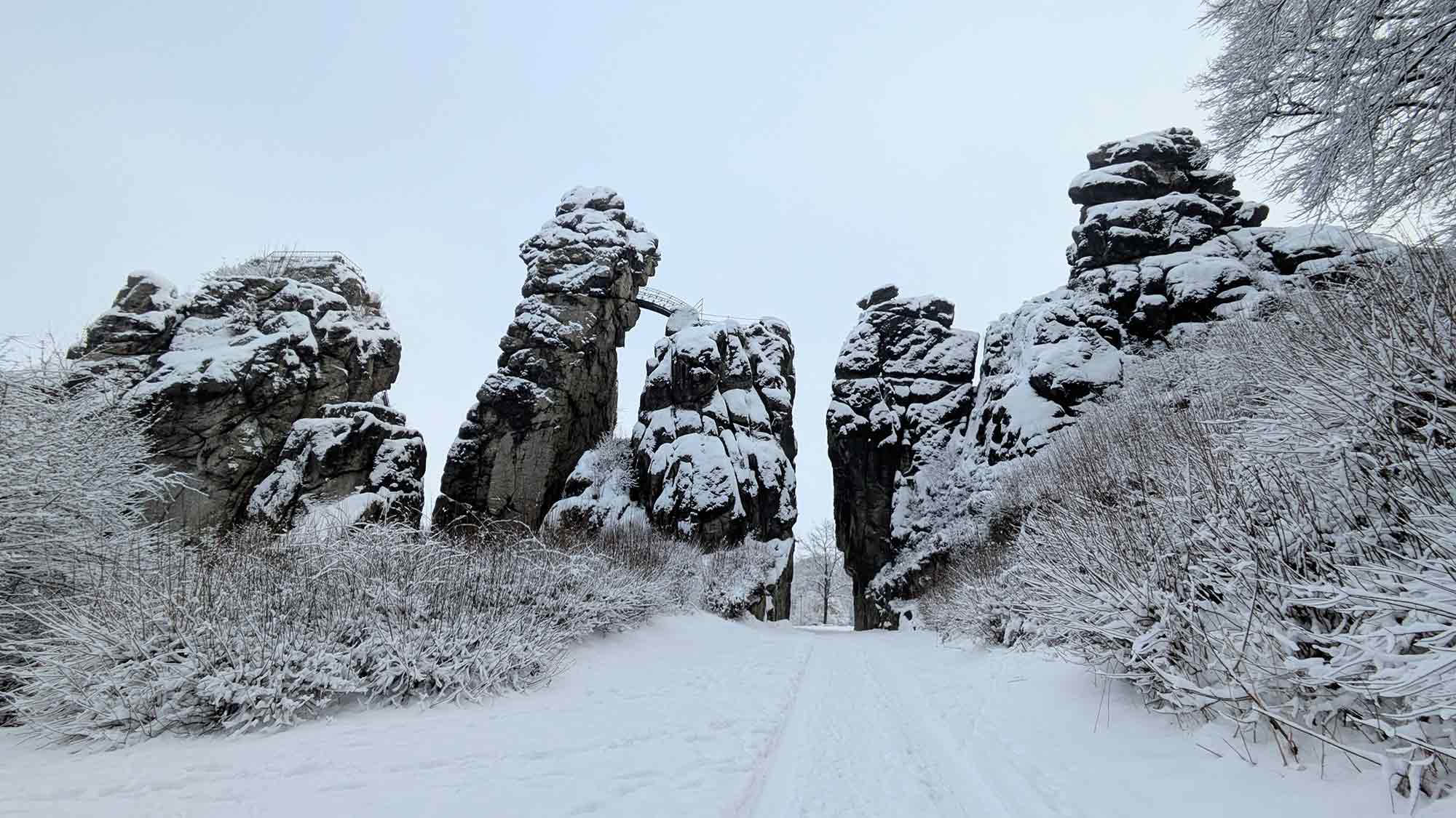 Eine Auszeit für Körper und Seele an den Externsteinen, Wintermeditationsreise am 15. Februar 2026 Eine Auszeit für Körper und Seele an den Externsteinen, Wintermeditationsreise am 15. Februar 2026