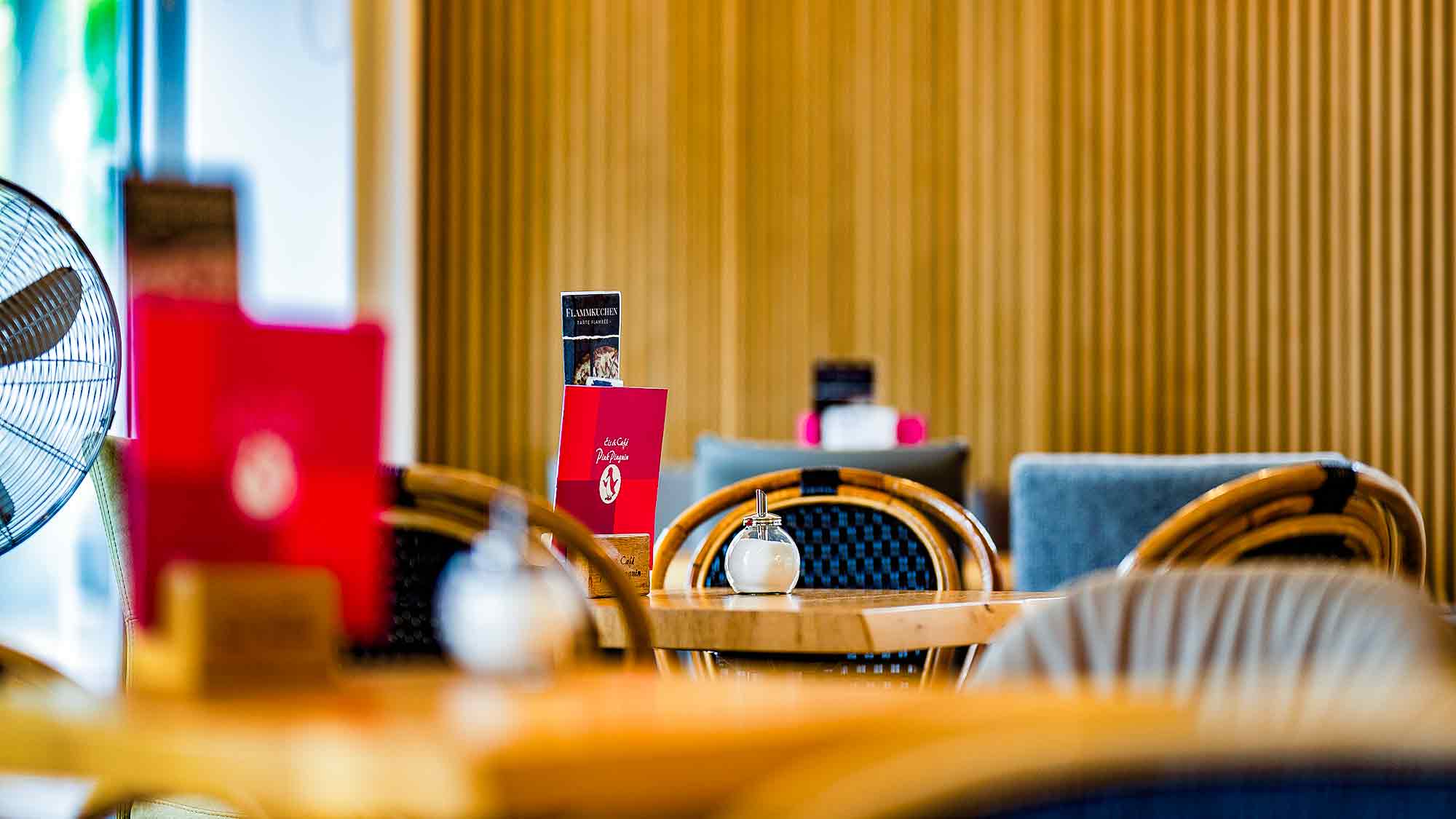 Das Eiscafé &raquo;Pink Pinguin&laquo; am Dreiecksplatz Gütersloh startet am 24. Februar 2026 ab 10.30 Uhr in die Saison 2026