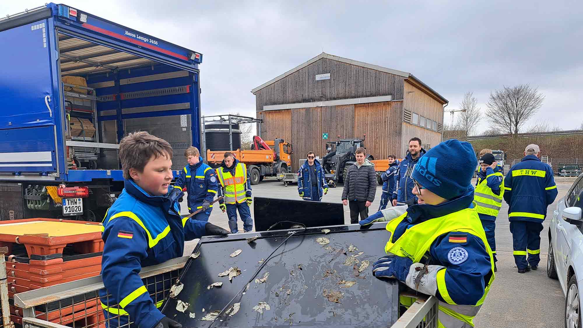 Frühjahrsputz: Lemgo knackt die 1.000 Leute Marke – mehr Helfer und viel Verpackungsmüll