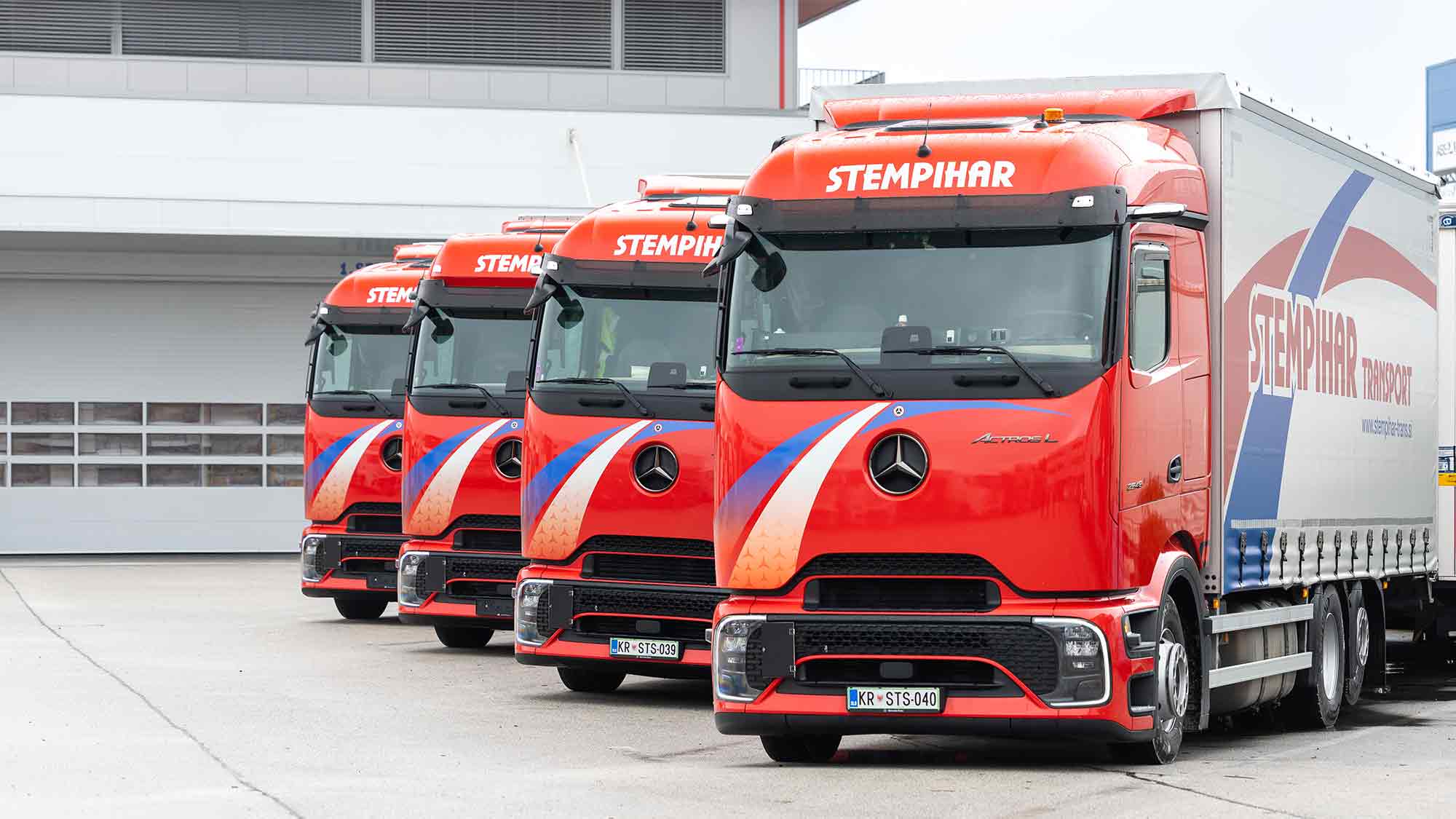130 Jahre Mercedes Benz Lkw: Štempihar Transport setzt seit 37 Jahren auf den Erfinder des Lastwagens 130 Jahre Mercedes Benz Lkw: Štempihar Transport setzt seit 37 Jahren auf den Erfinder des Lastwagens