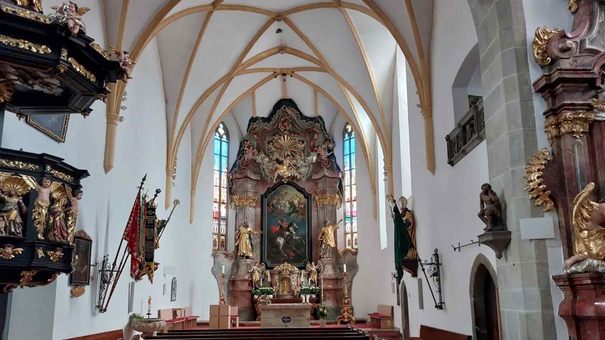 Geschichte zum Anfassen: Sonderführung durch die Pfarrkirche Sankt Georgen im Attergau, 3. Mai 2026