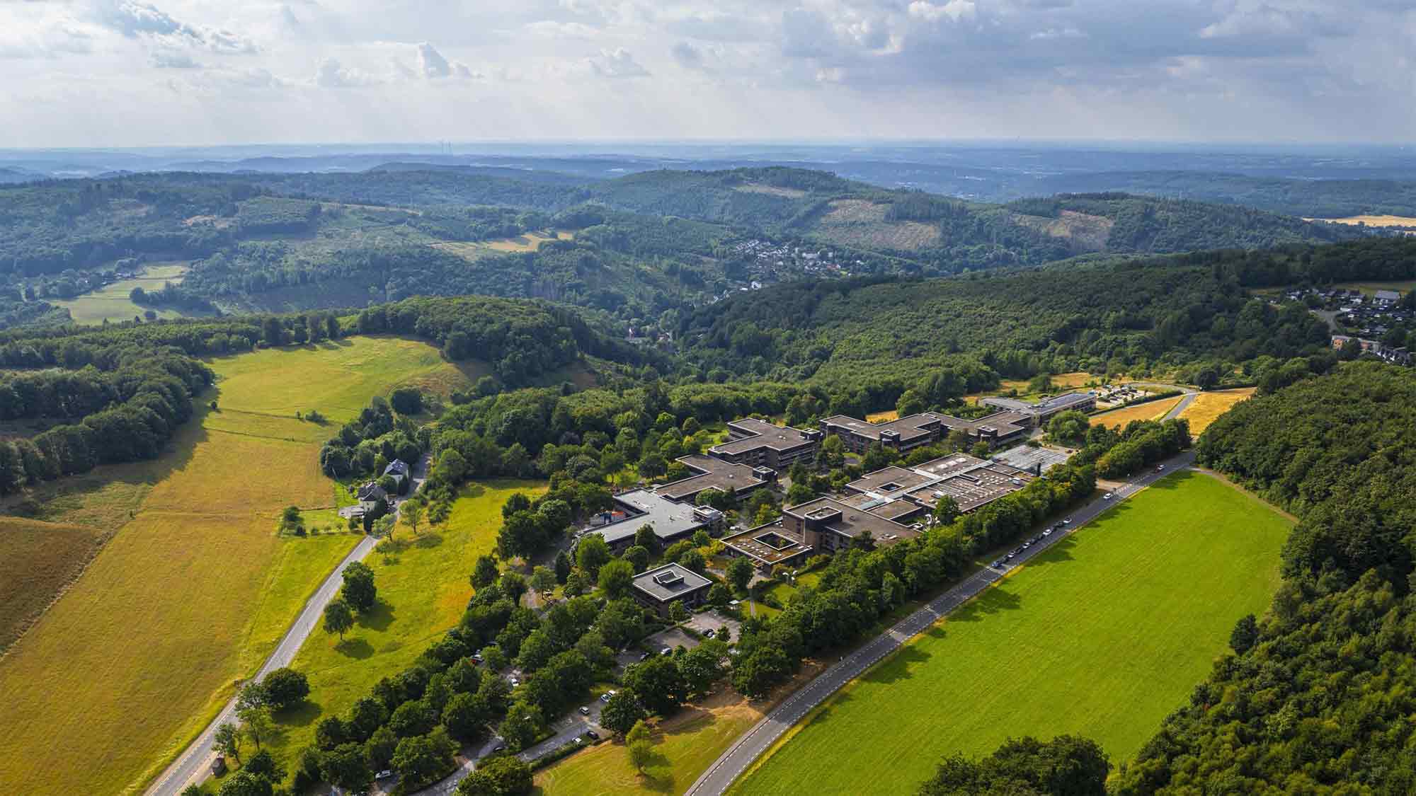 Mittelalterlager, Musik und fliegende Falken: Bergfest in der LWL Klinik Hemer, 4. Juli 2026 Mittelalterlager, Musik und fliegende Falken: Bergfest in der LWL Klinik Hemer, 4. Juli 2026