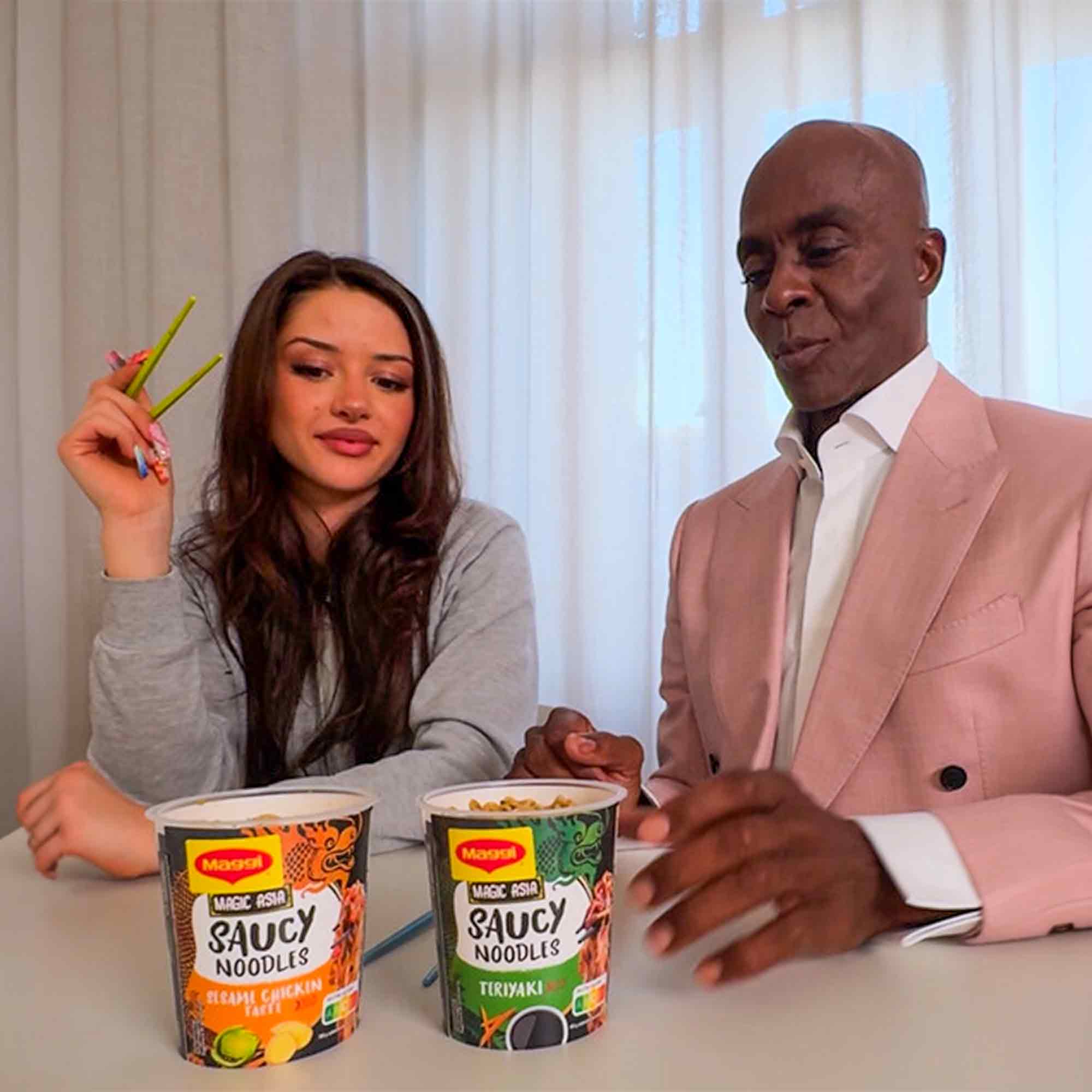 »Sooo Saucy, sooo Good«: Maggi launcht Social First Kampagne mit Bruce Darnell und »TikTok« Creatorin »woistlena« »Sooo Saucy, sooo Good«: Maggi launcht Social First Kampagne mit Bruce Darnell und »TikTok« Creatorin »woistlena«