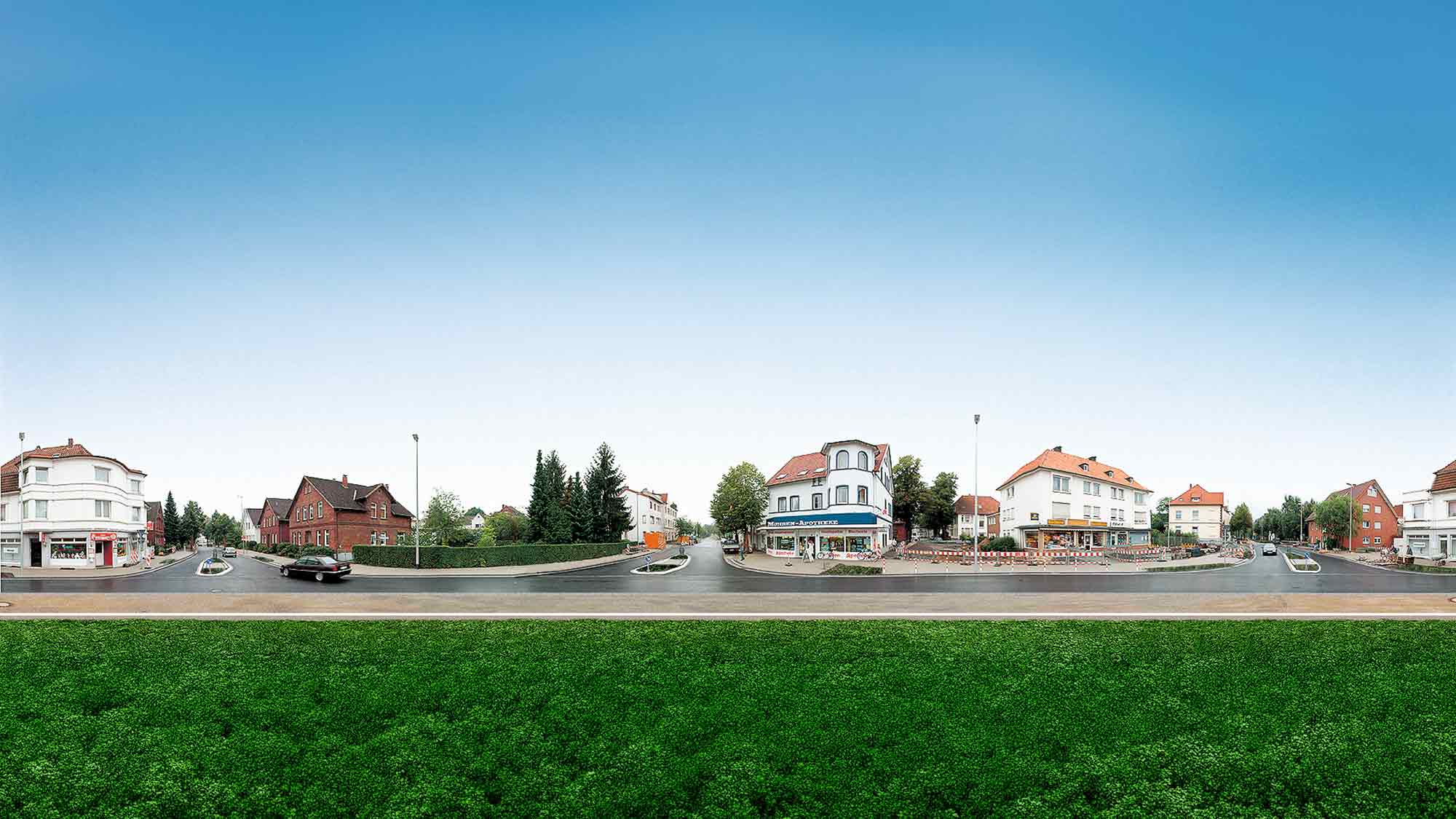 KWS History: Stadtgeschichte Gütersloh – »Endlich ein Kreis«, neuer Kreisverkehr an der Marienfelder Straße (2005) KWS History: Stadtgeschichte Gütersloh – »Endlich ein Kreis«, neuer Kreisverkehr an der Marienfelder Straße (2005)