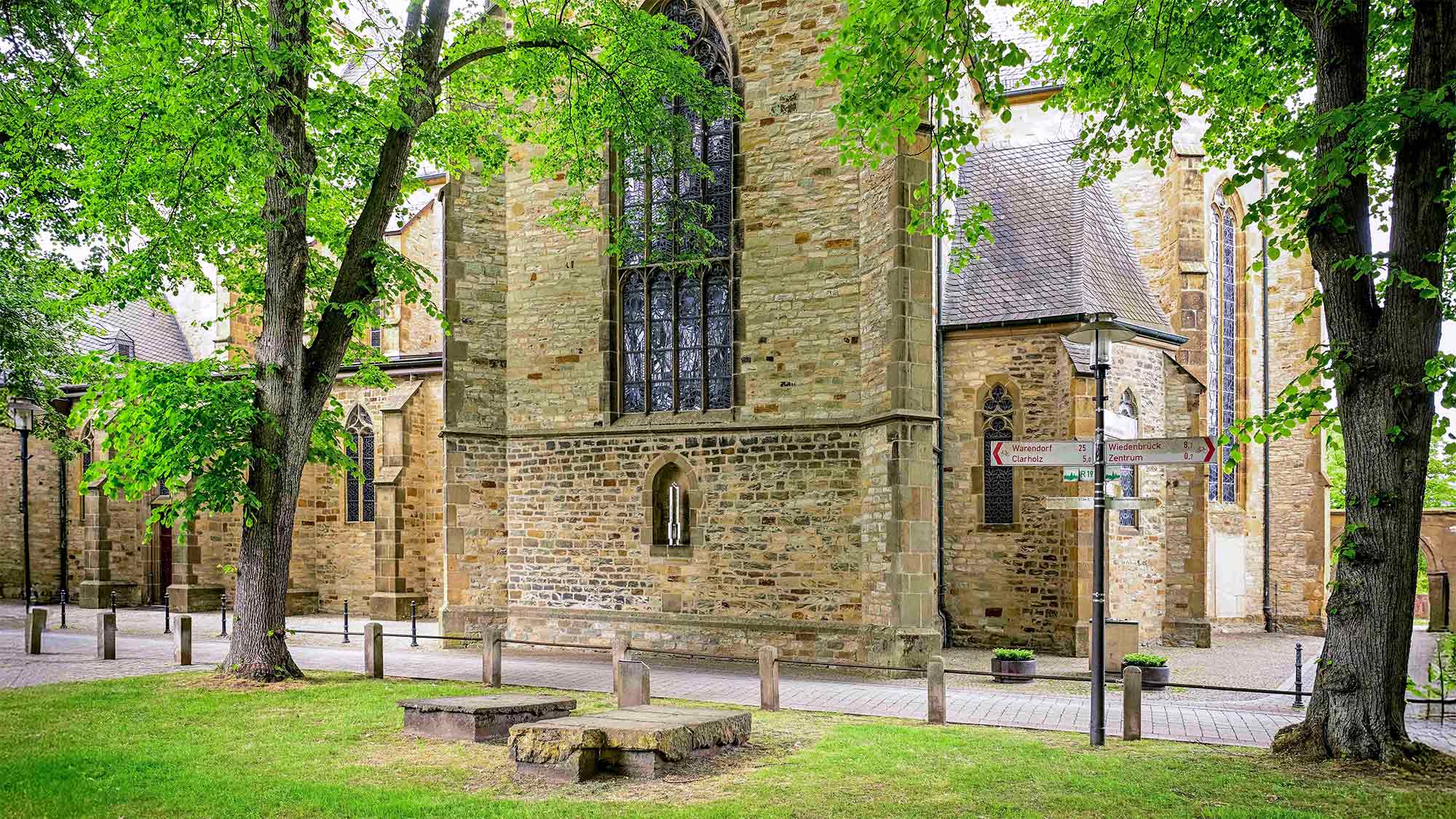 Führung am Sonntag, 27. September 2026 – 1.100 Jahre Frauenpower im Kloster und Krankenhaus von Herzebrock Führung am Sonntag, 27. September 2026 – 1.100 Jahre Frauenpower im Kloster und Krankenhaus von Herzebrock