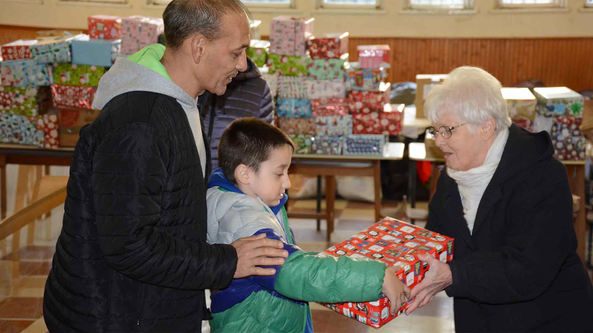 Weihnachtspäckchenaktion »Kinder in Not«: Gütersloher Tradition geht 2026 weiter Weihnachtspäckchenaktion »Kinder in Not«: Gütersloher Tradition geht 2026 weiter