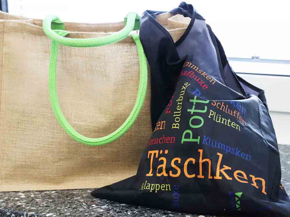 Papier, Baumwolle? Wann Alternativen zur Plastiktüte ökologisch Sinn ergeben Papier, Baumwolle? Wann Alternativen zur Plastiktüte ökologisch Sinn ergeben