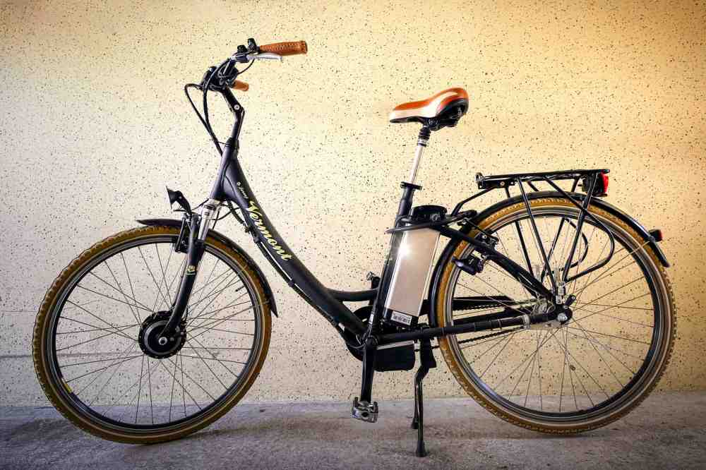 Polizei Gütersloh: E-Bikes aus Garage gestohlen