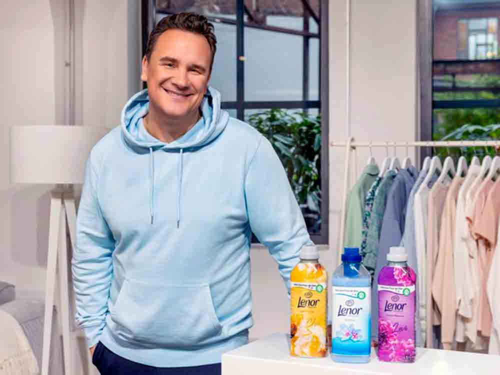 Alle Lenor Weichspüler bieten jetzt die »beste Frische aller Zeiten« mit Weichheit auf Pflanzenbasis Alle Lenor Weichspüler bieten jetzt die »beste Frische aller Zeiten« mit Weichheit auf Pflanzenbasis