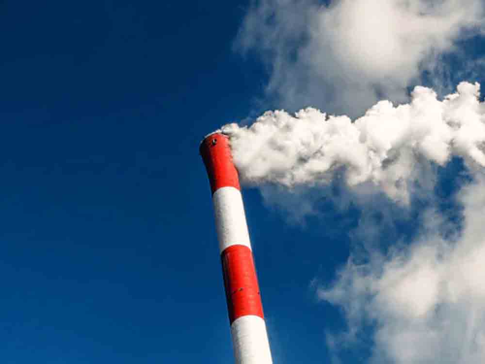 BUND Kommentar vom 13. April 2022, Treibhausgase steigen wieder, Energiesparen, Tempolimit und Gebäudemodernisierung jetzt
