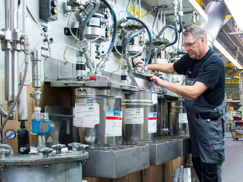 Oltrogge, Betriebssicherheitsprüfung spart langfristig Kosten und garantiert Produktionssicherheit Oltrogge, Betriebssicherheitsprüfung spart langfristig Kosten und garantiert Produktionssicherheit
