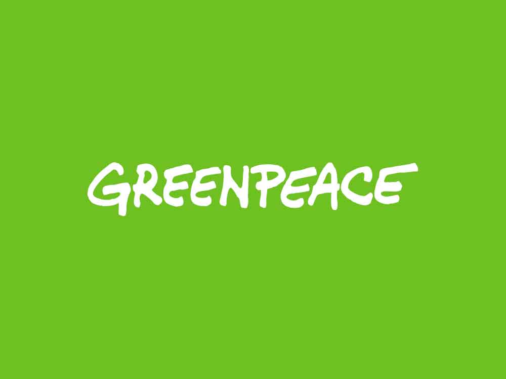 Greenpeace Klage gegen Volkswagen startet vor Gericht, erste öffentliche Verhandlung in Detmold zur Klage eines Bio Bauern