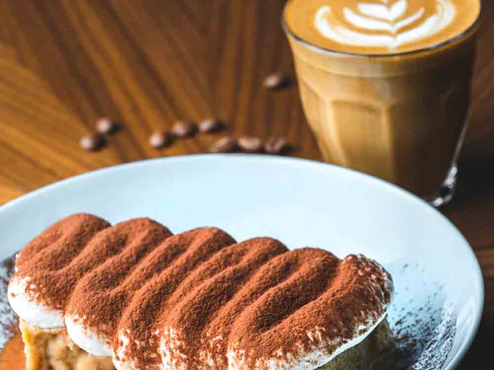 RBB, »SUPER.MARKT« testet, mit dem Original haben Fertig Tiramisu Produkte nicht viel gemeinsam RBB, »SUPER.MARKT« testet, mit dem Original haben Fertig Tiramisu Produkte nicht viel gemeinsam